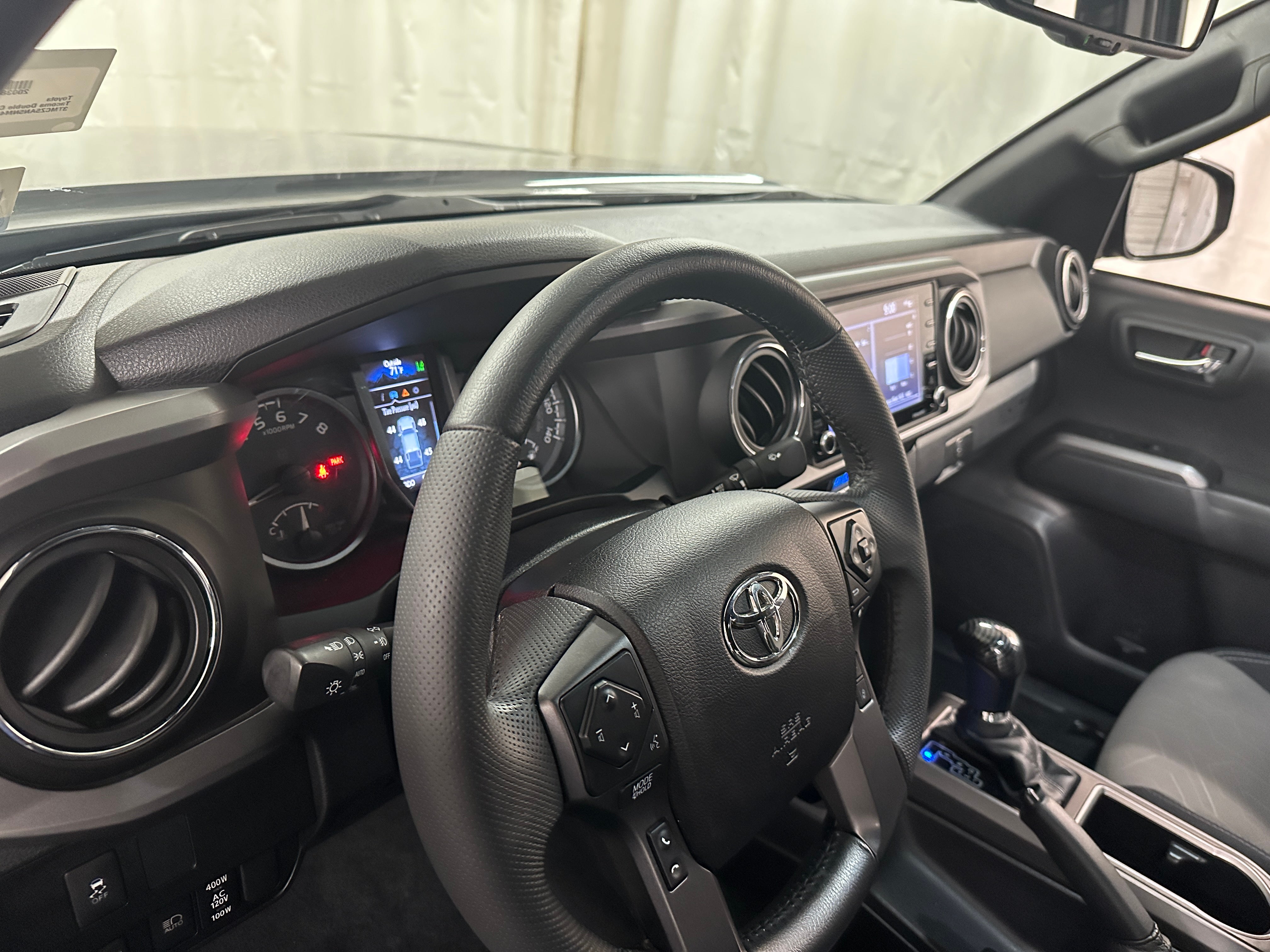 2022 Toyota Tacoma TRD Off-Road 3