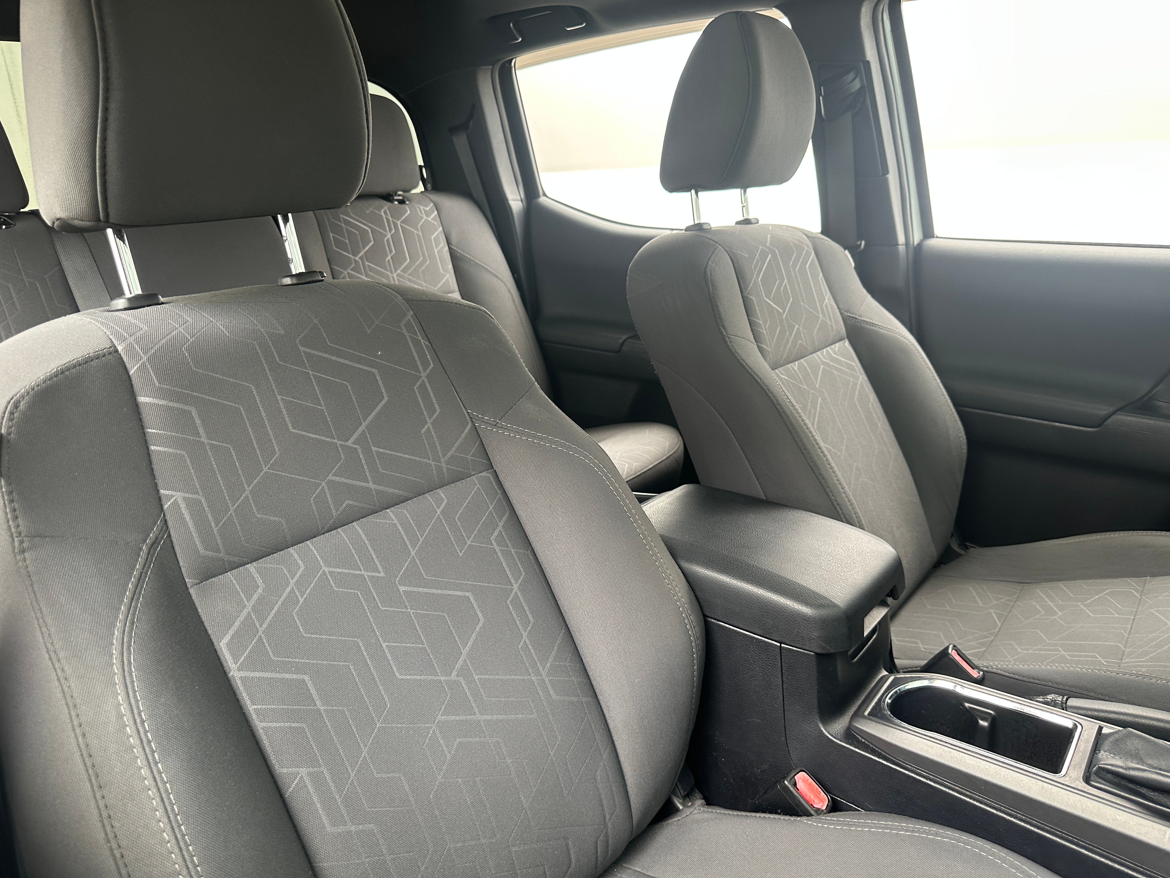 2017 Toyota Tacoma TRD Sport 2
