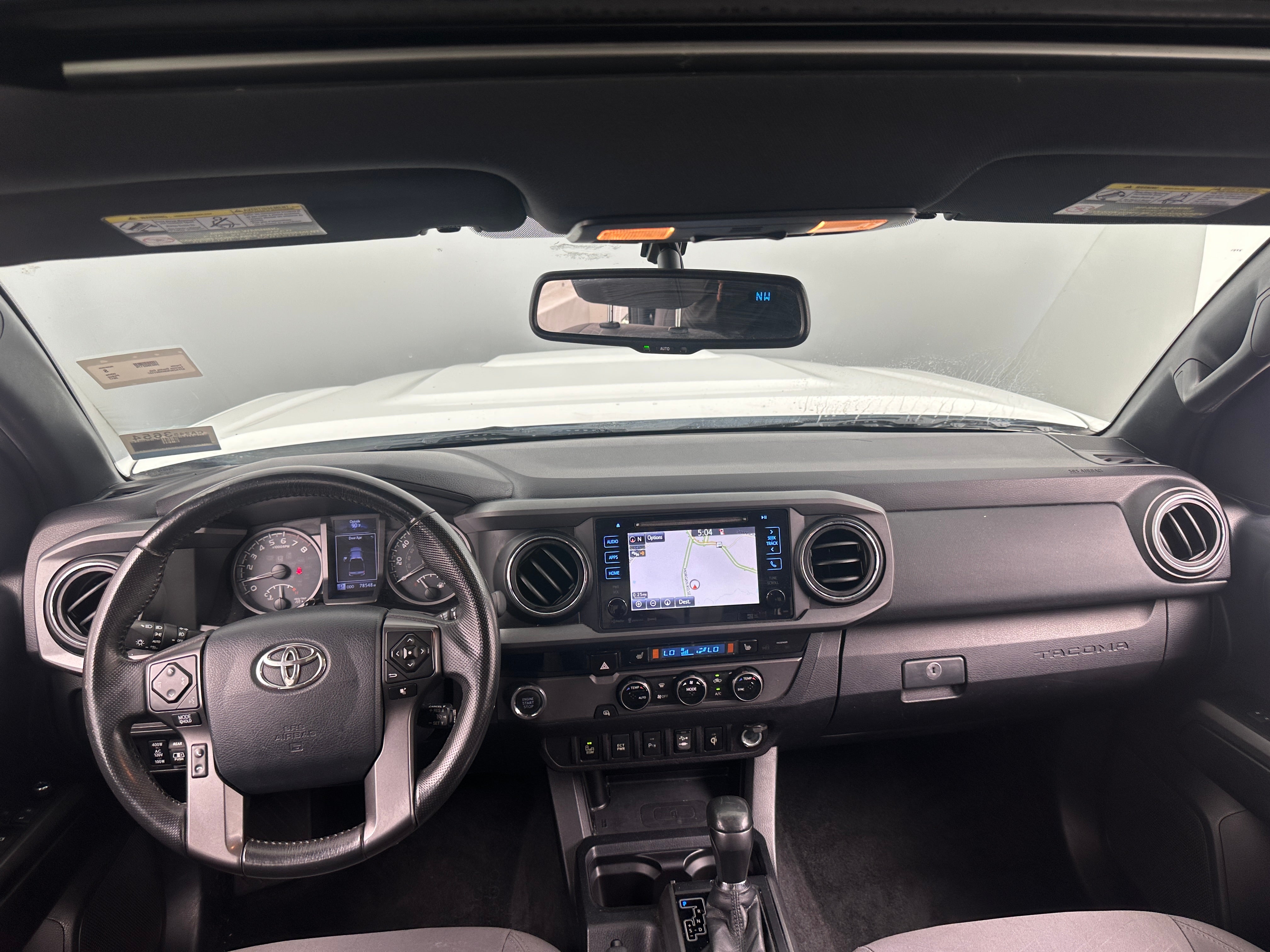 2017 Toyota Tacoma TRD Sport 3