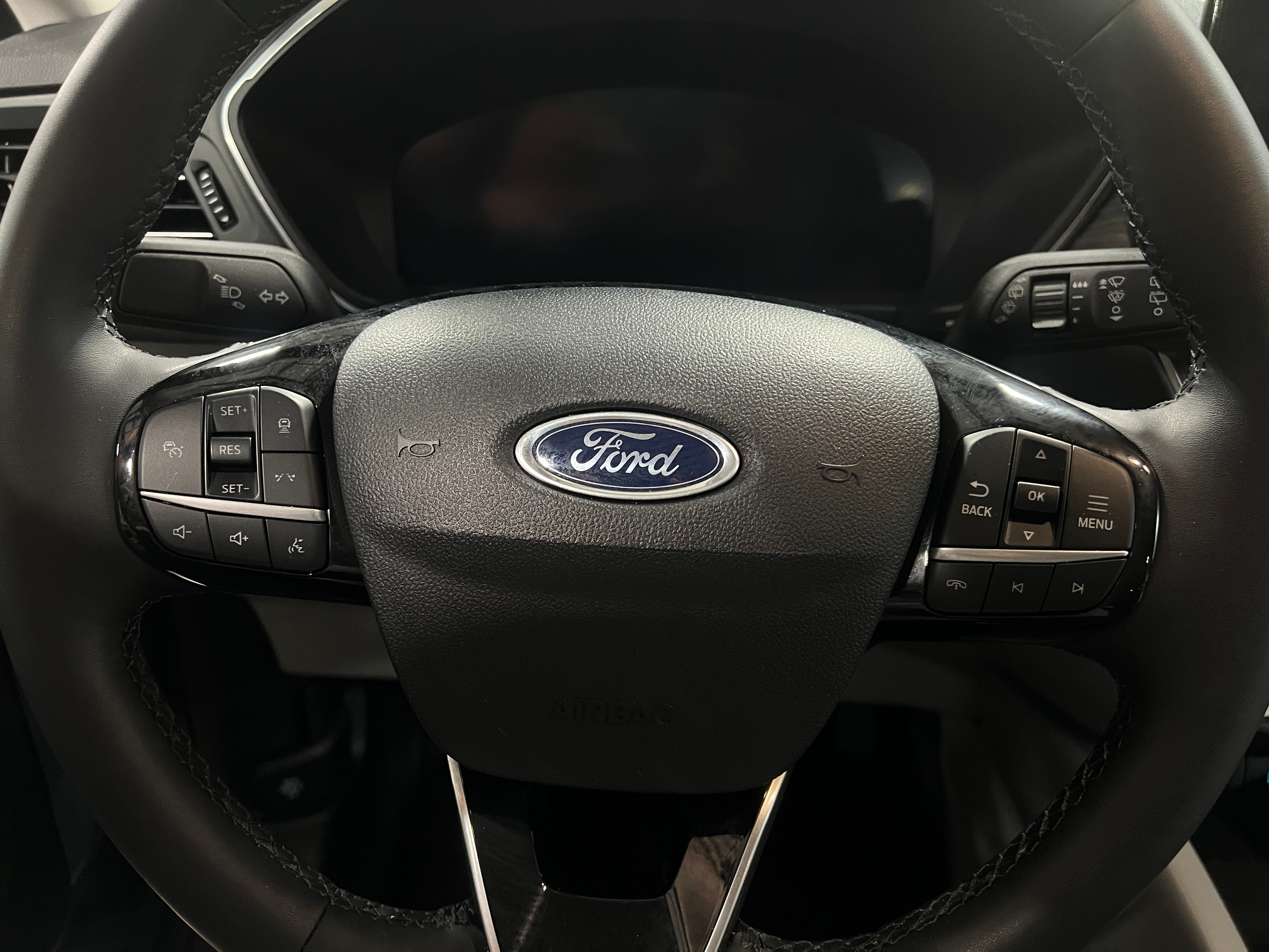 2023 Ford Escape Plug-in Hybrid 4