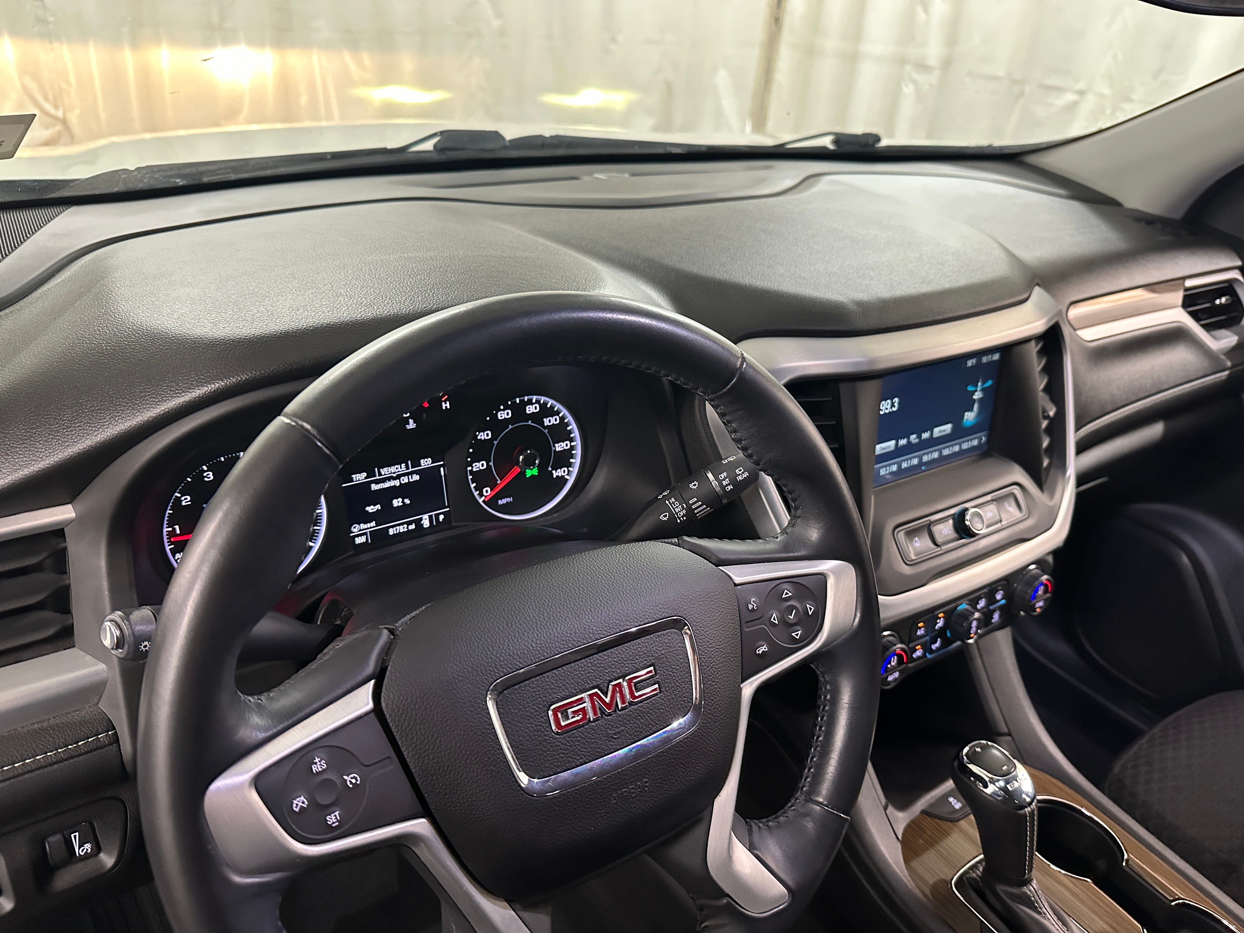 2017 GMC Acadia SLE 3