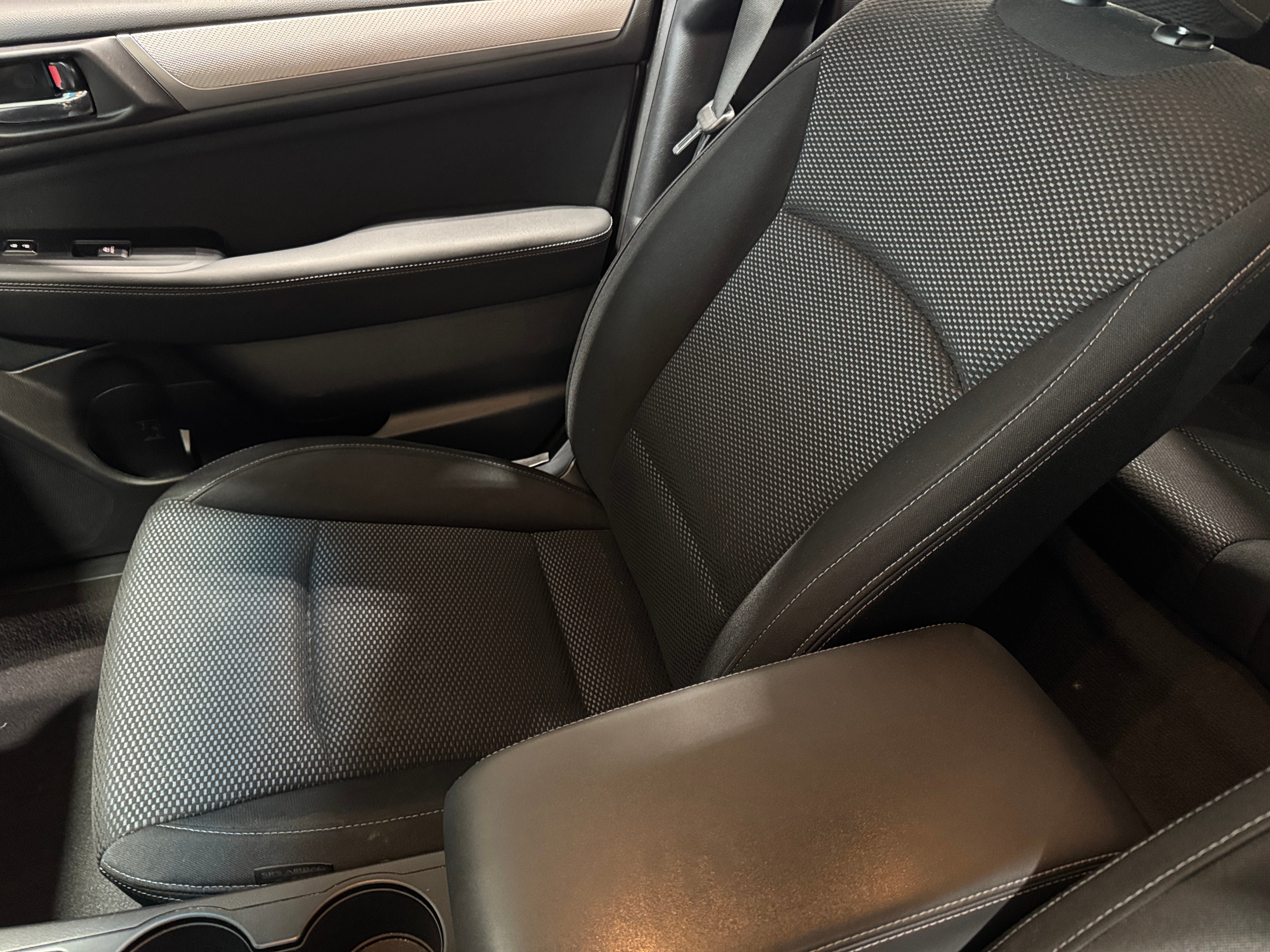2016 Subaru Outback Premium 2