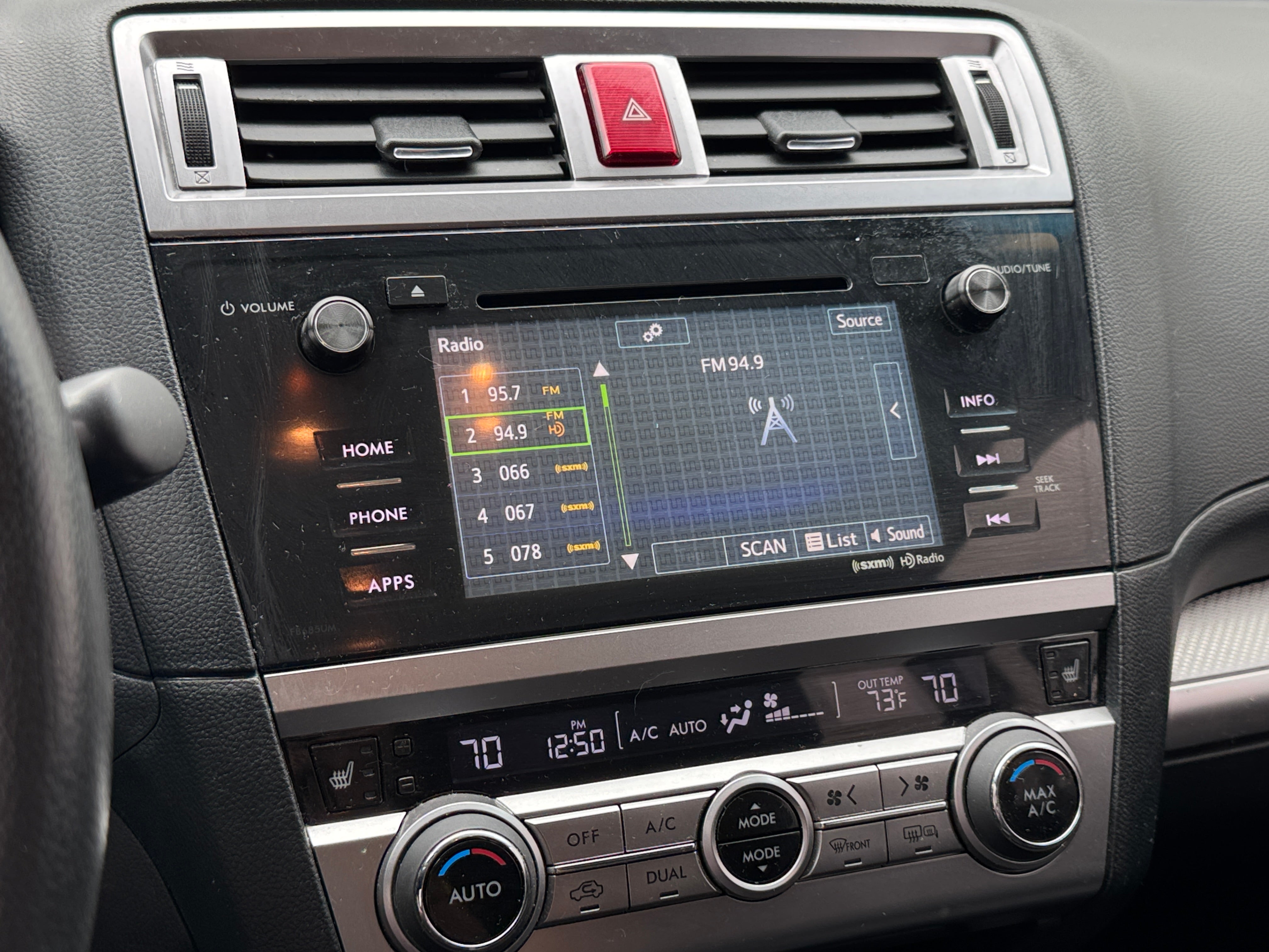 2016 Subaru Outback Premium 4
