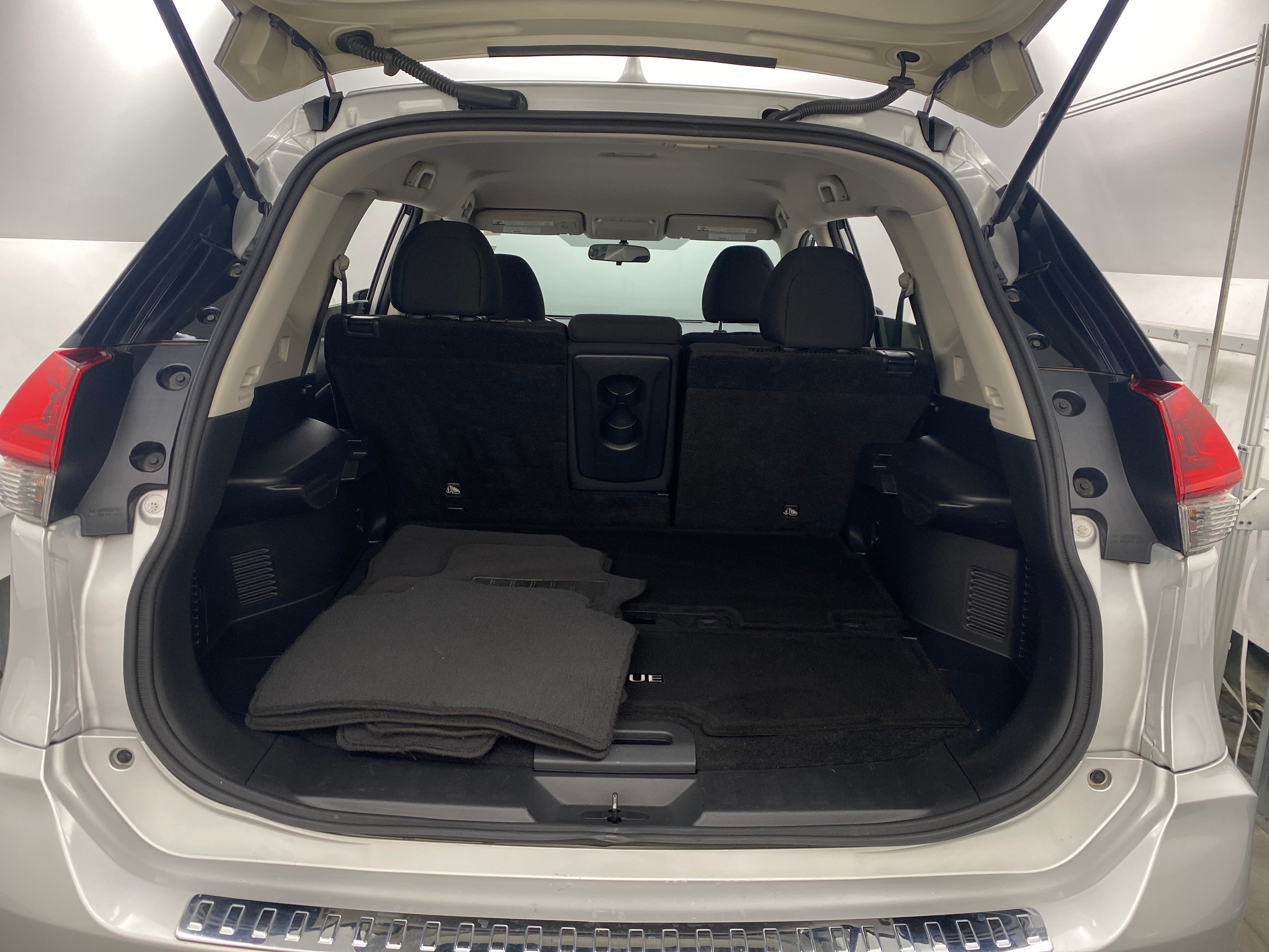 2018 Nissan Rogue S 7
