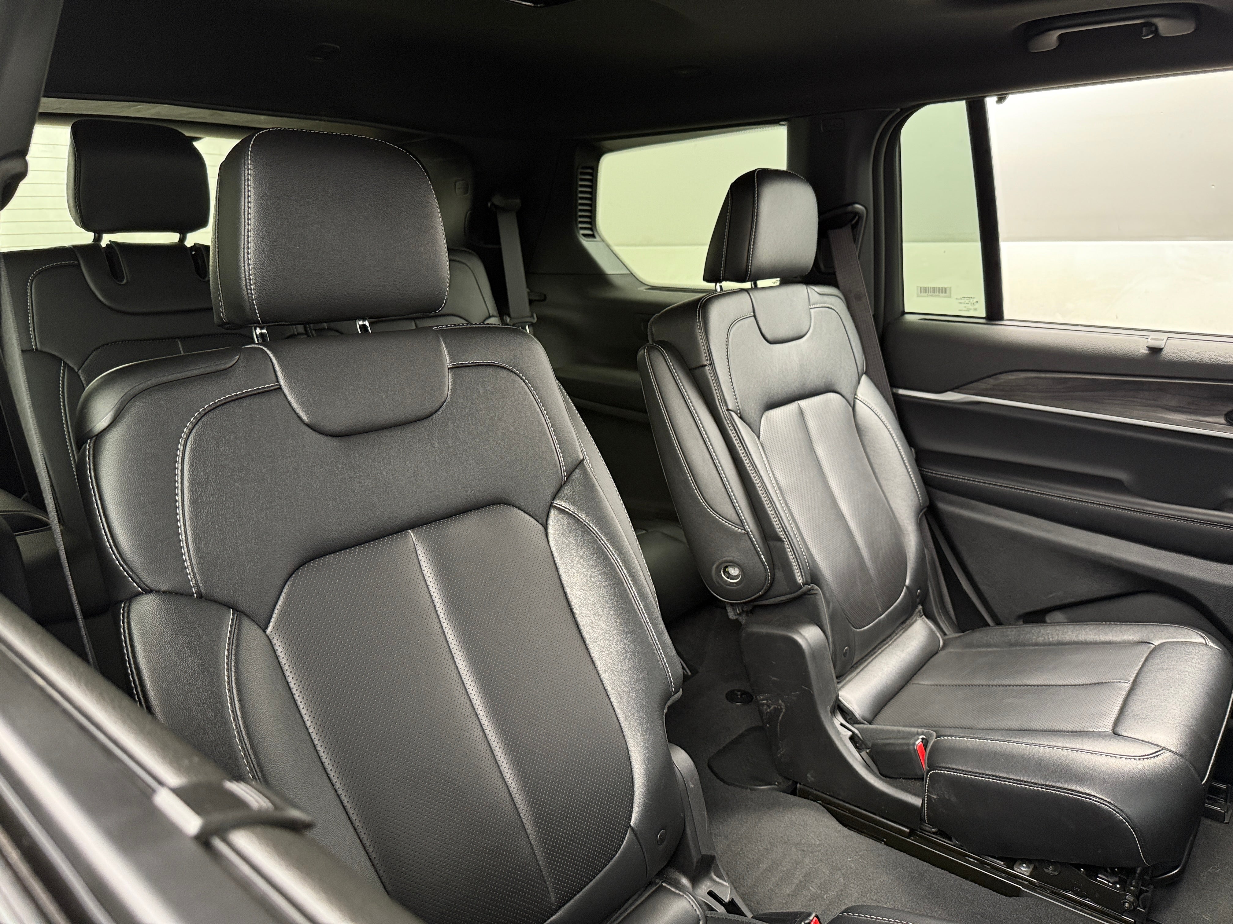 2024 Jeep Grand Cherokee L Limited Edition 5
