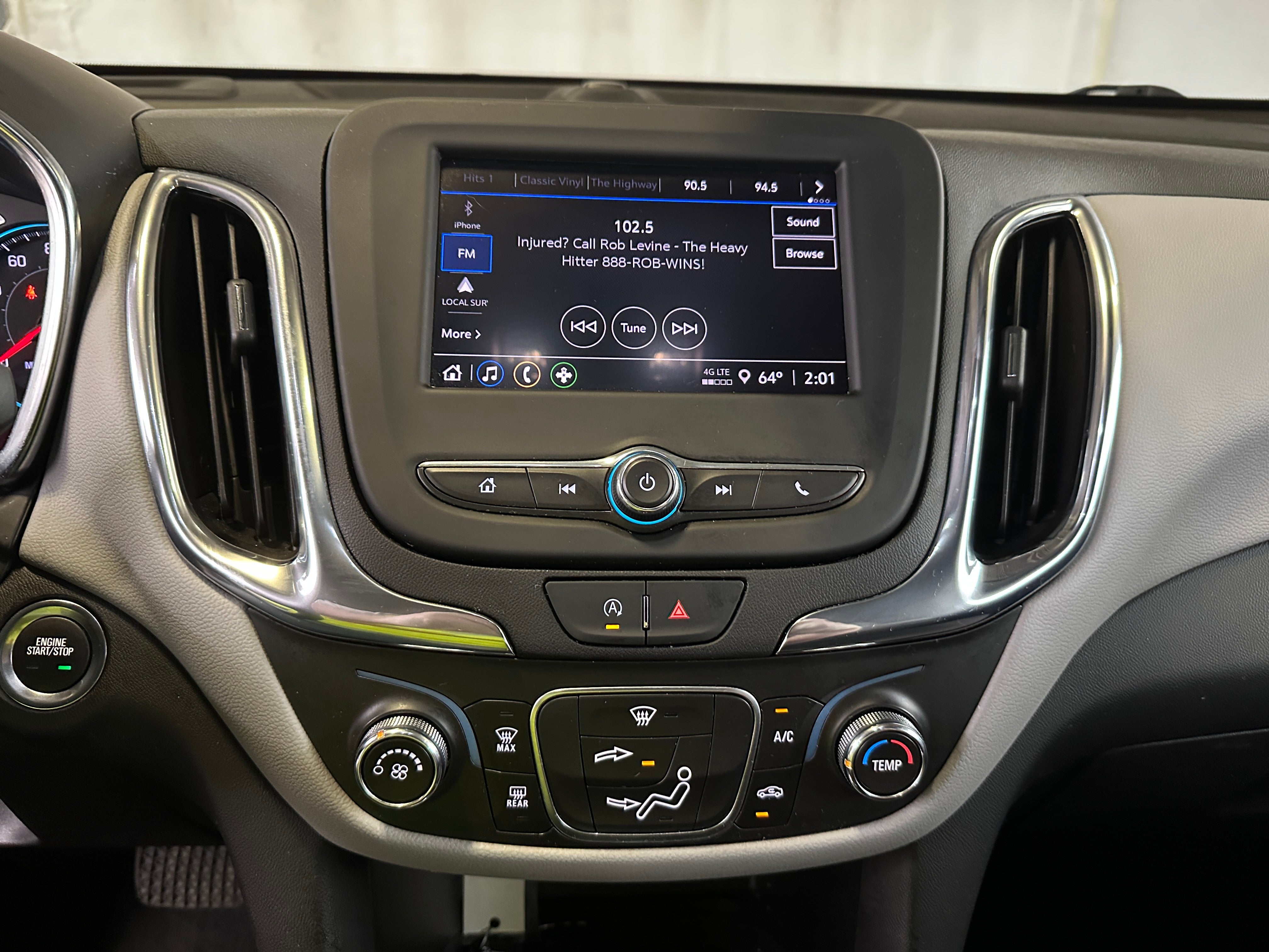 2023 Chevrolet Equinox LT 4
