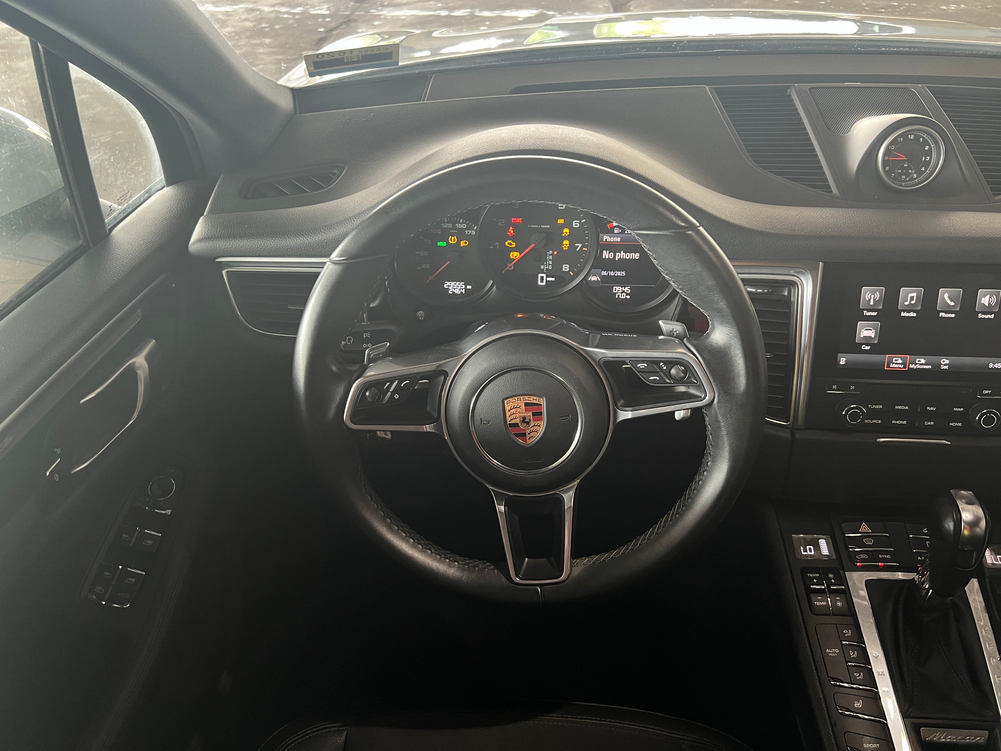 2018 Porsche Macan Base 4