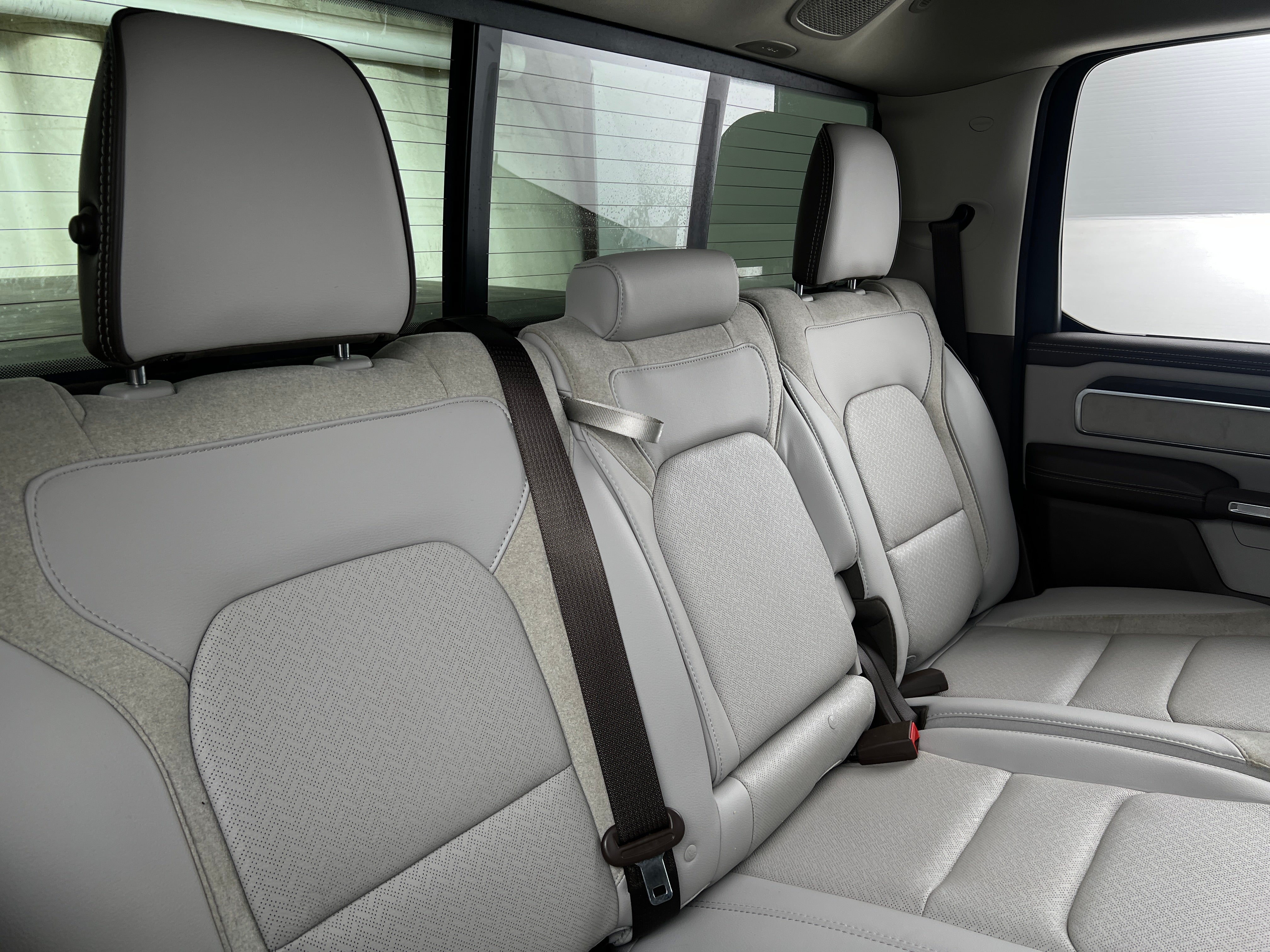 2025 RAM 1500 Laramie 5