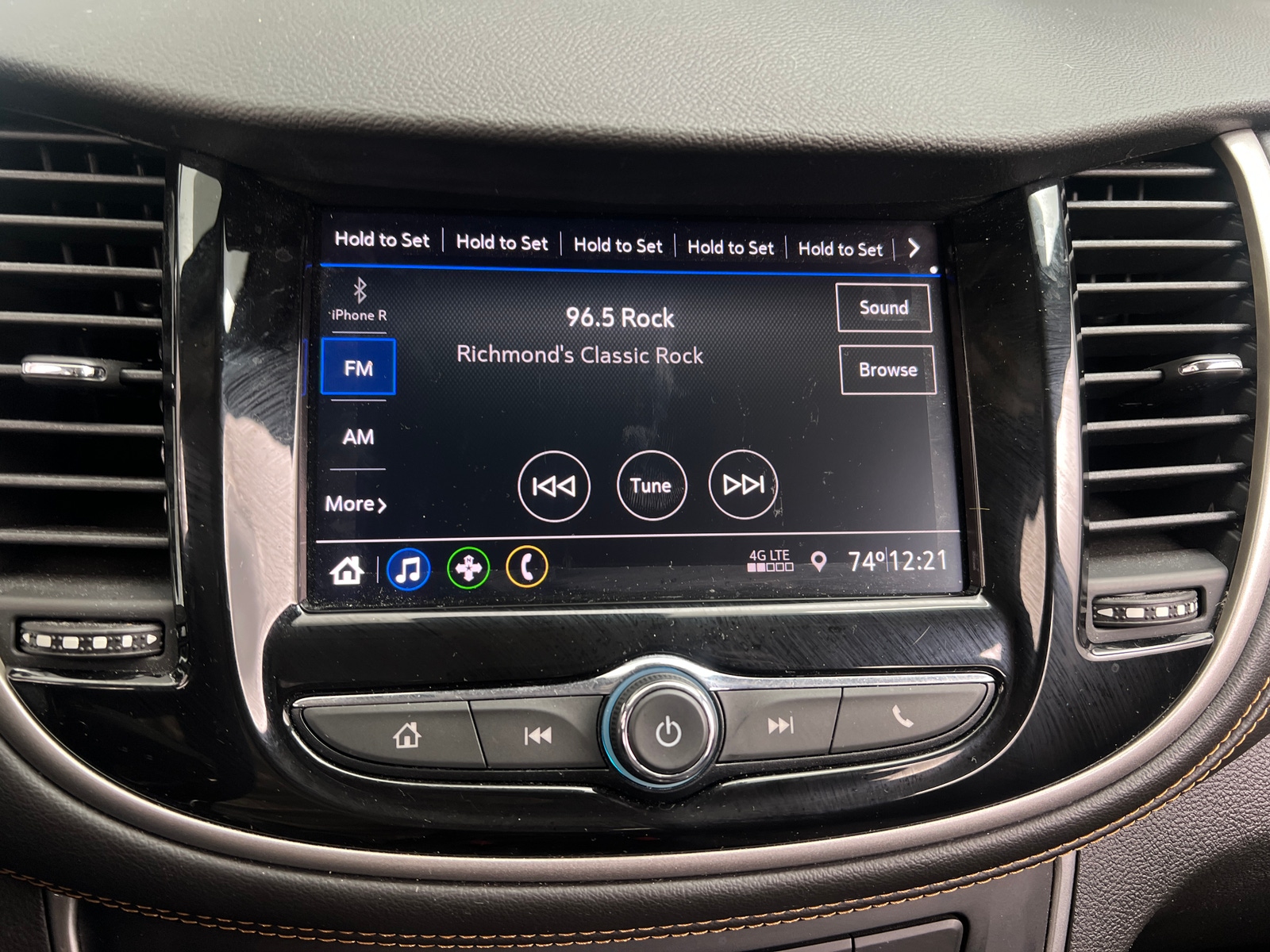 Thumbnail: 2020 Chevrolet Trax - 4