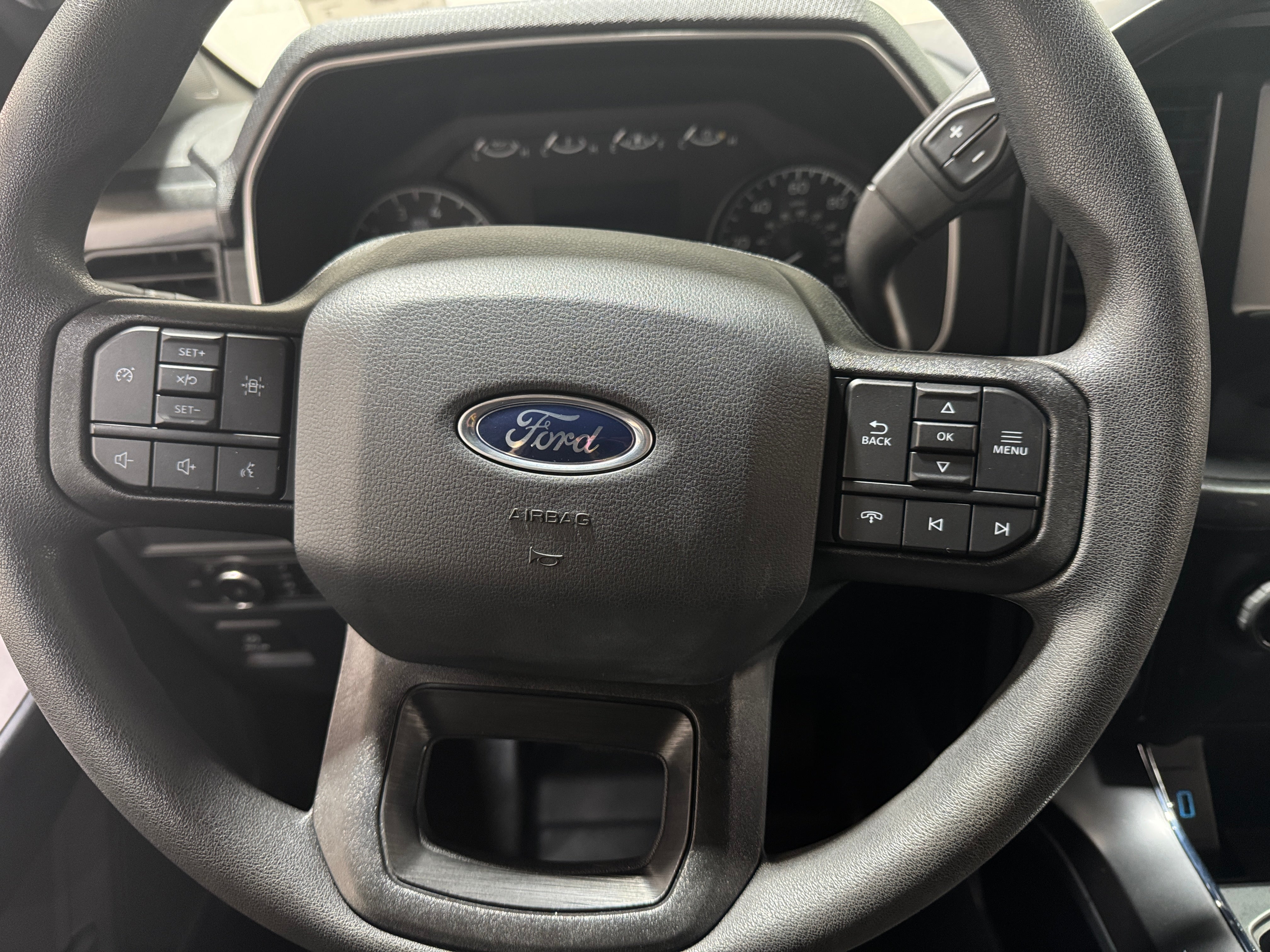 2022 Ford Econoline E-150 5