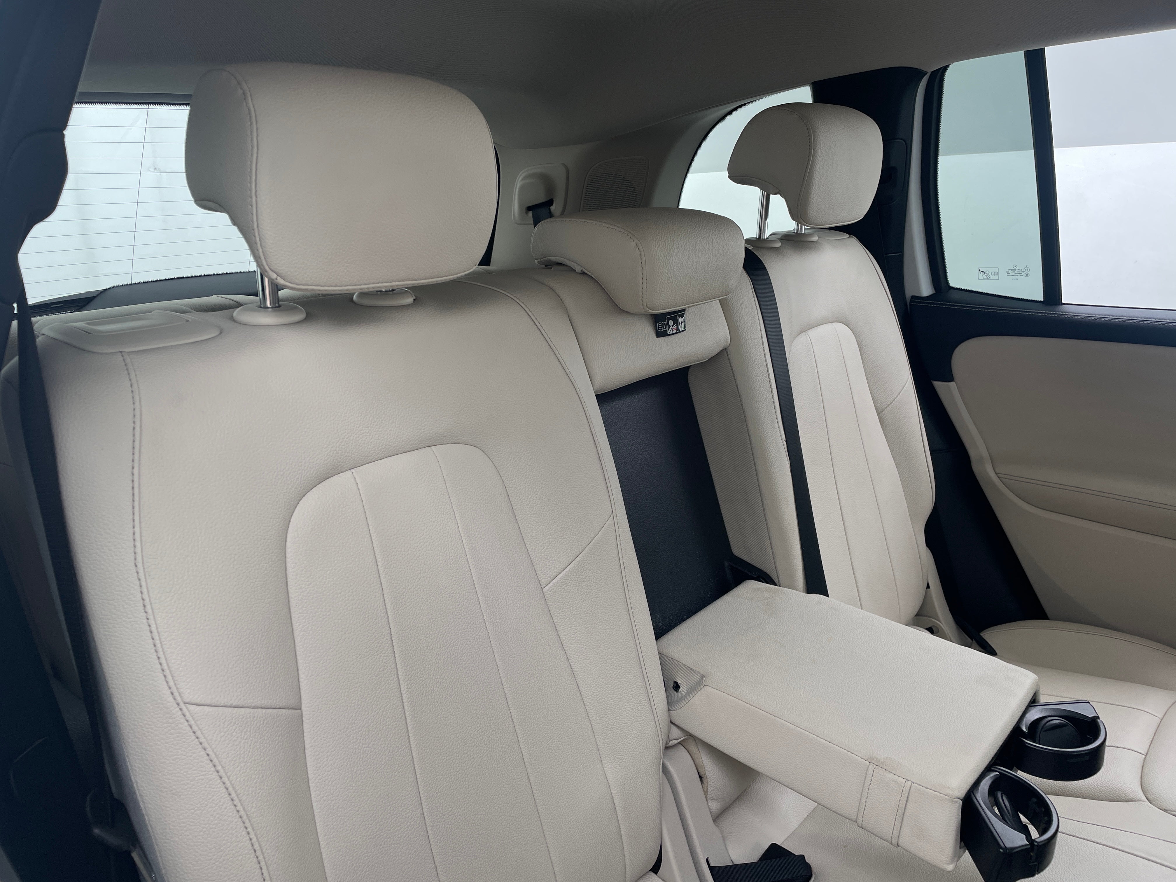 2022 Mercedes-Benz GLB 250 5