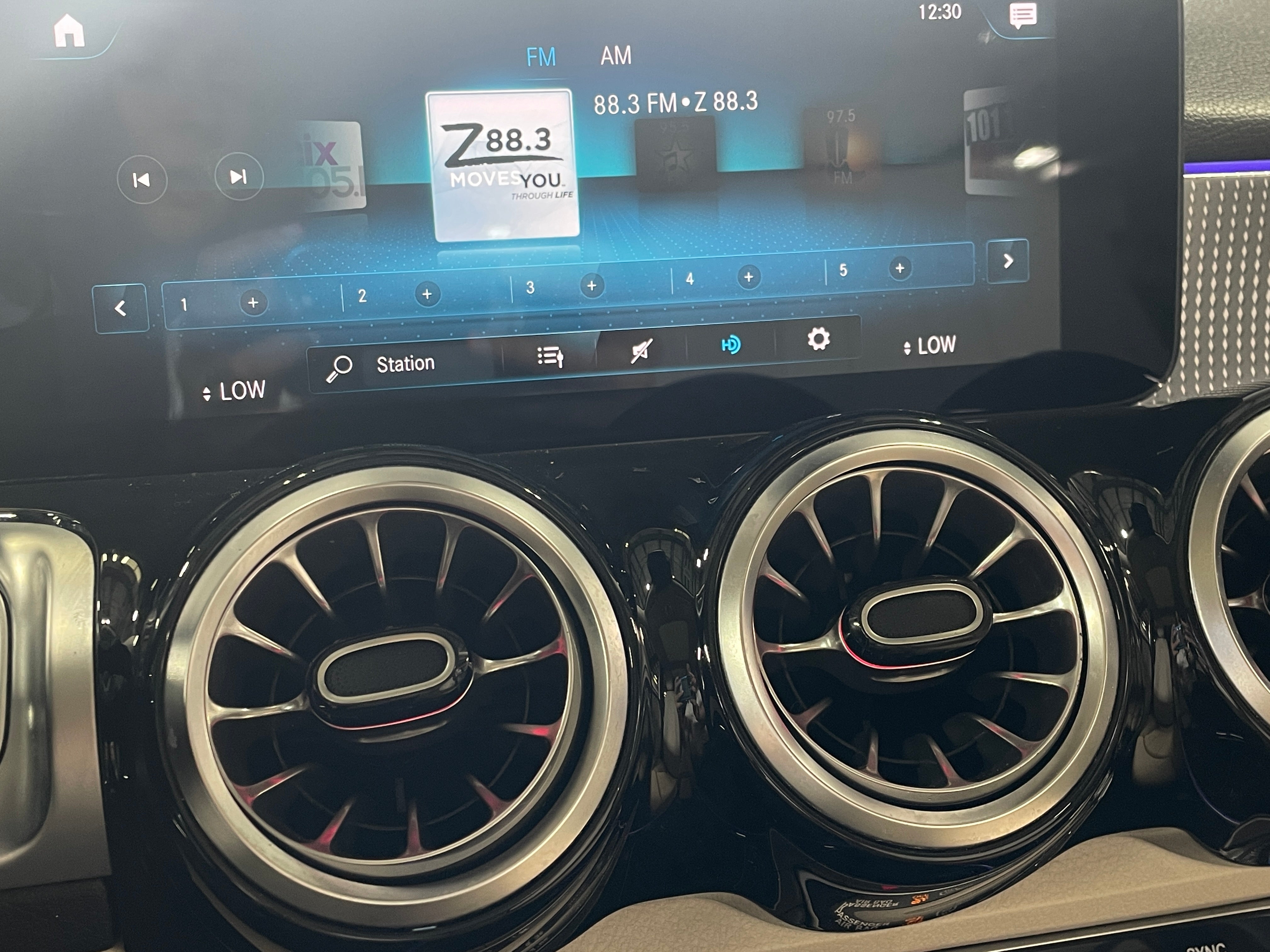 2022 Mercedes-Benz GLB 250 3