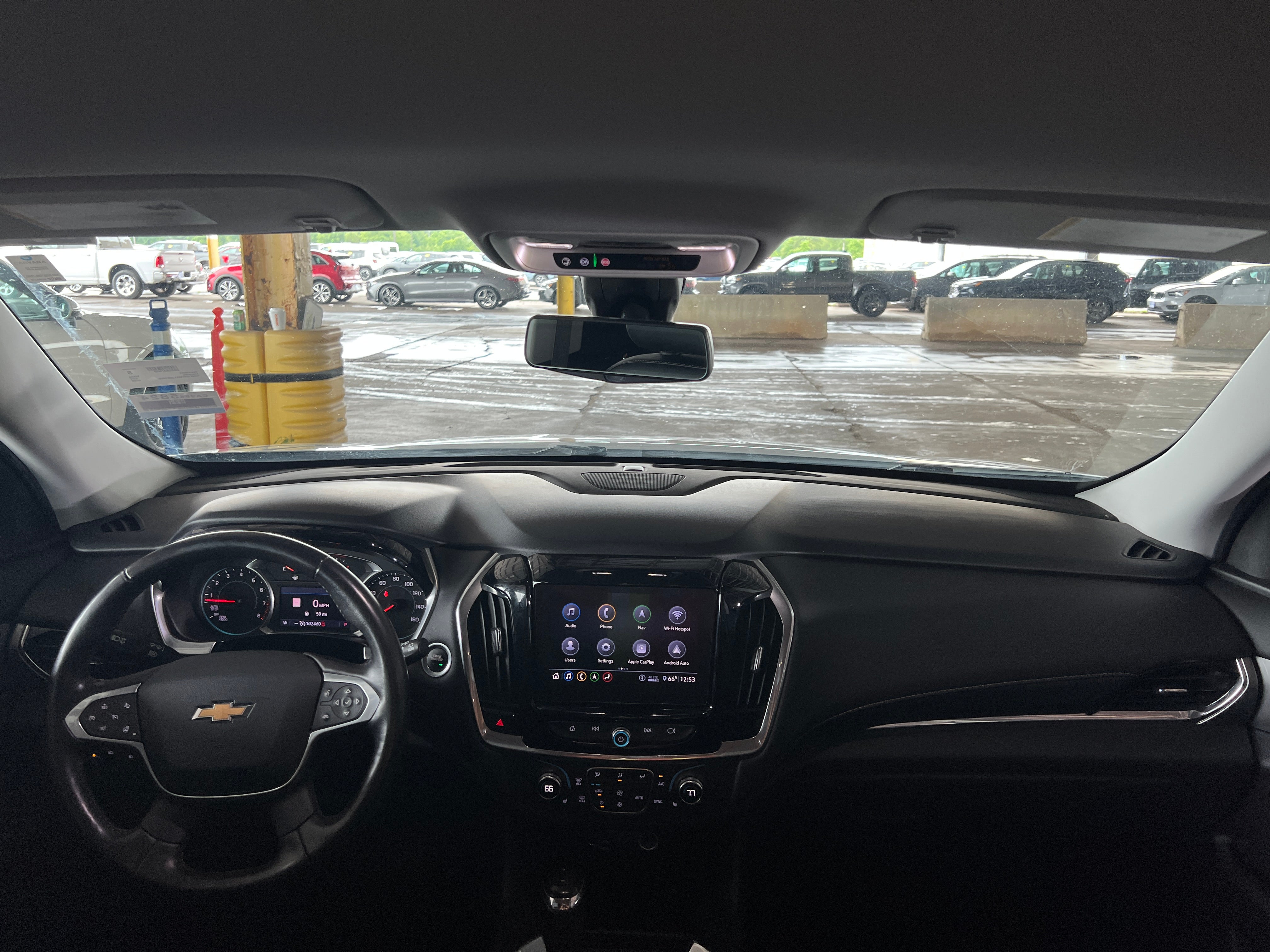 2020 Chevrolet Traverse LT 2