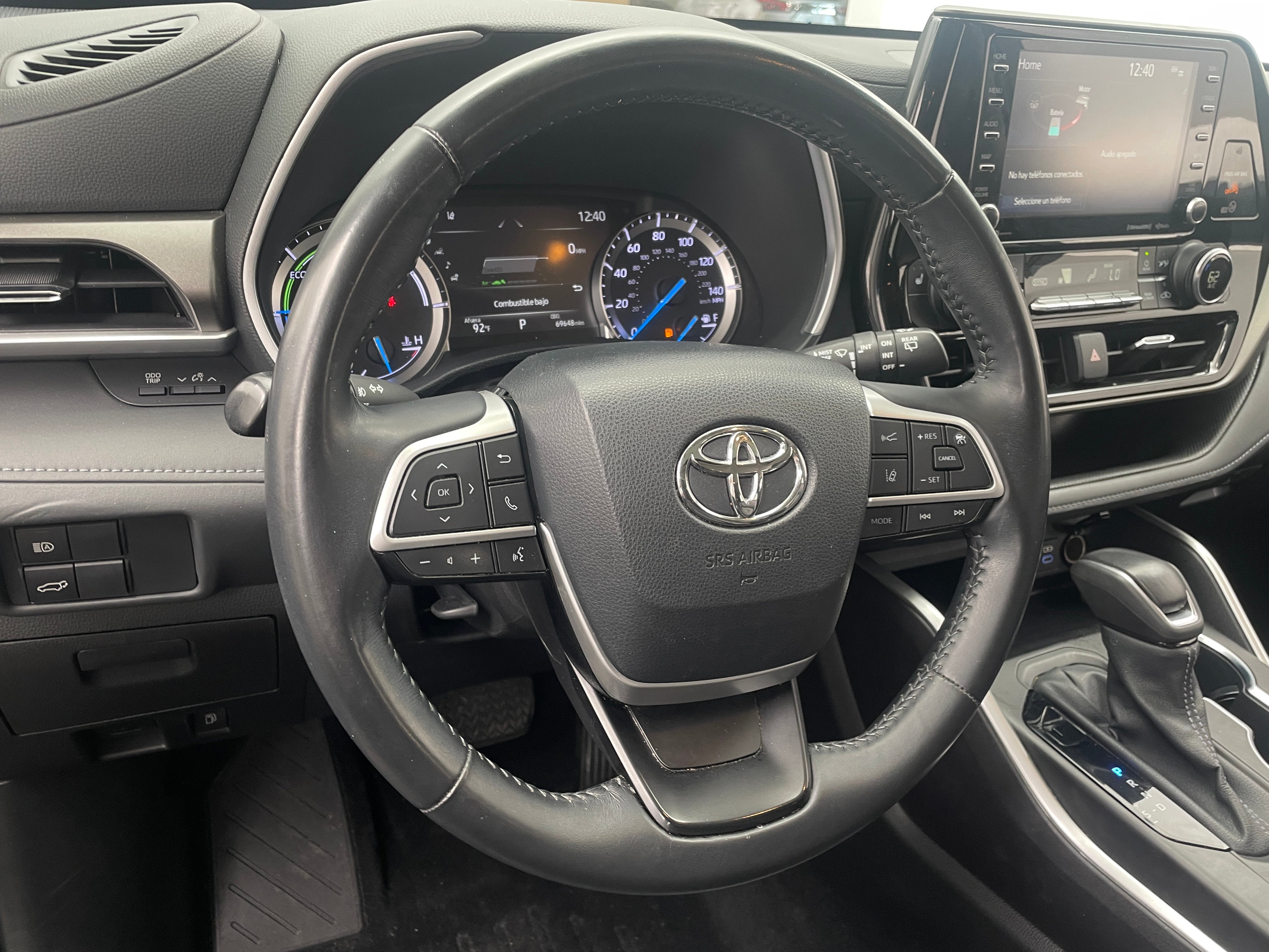2022 Toyota Highlander XLE 4
