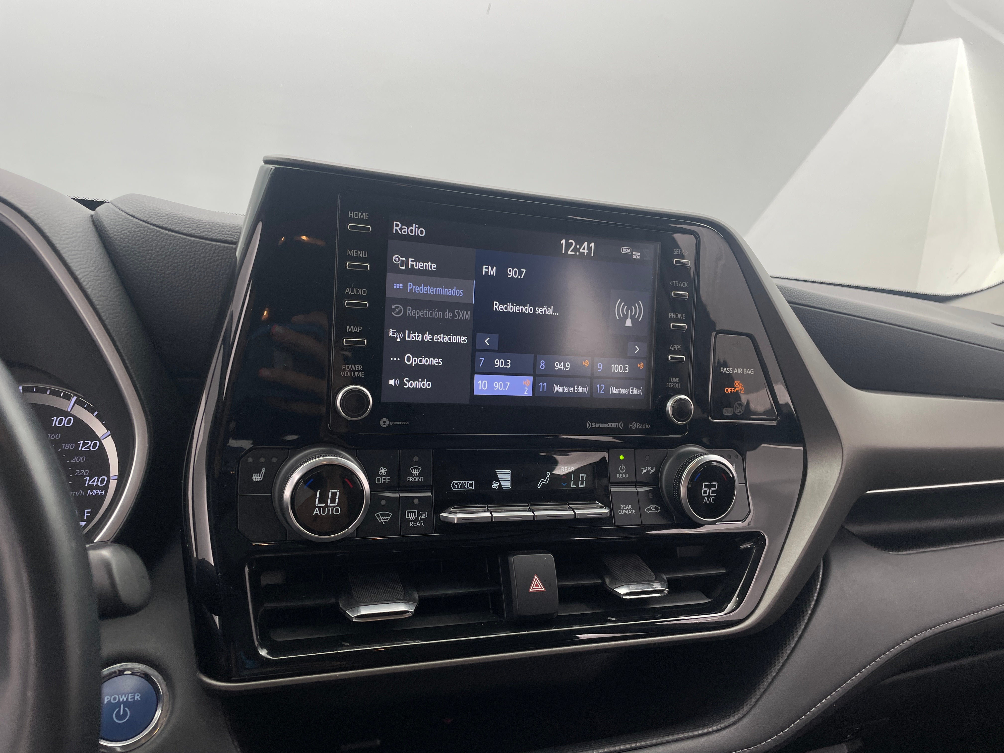2022 Toyota Highlander XLE 3