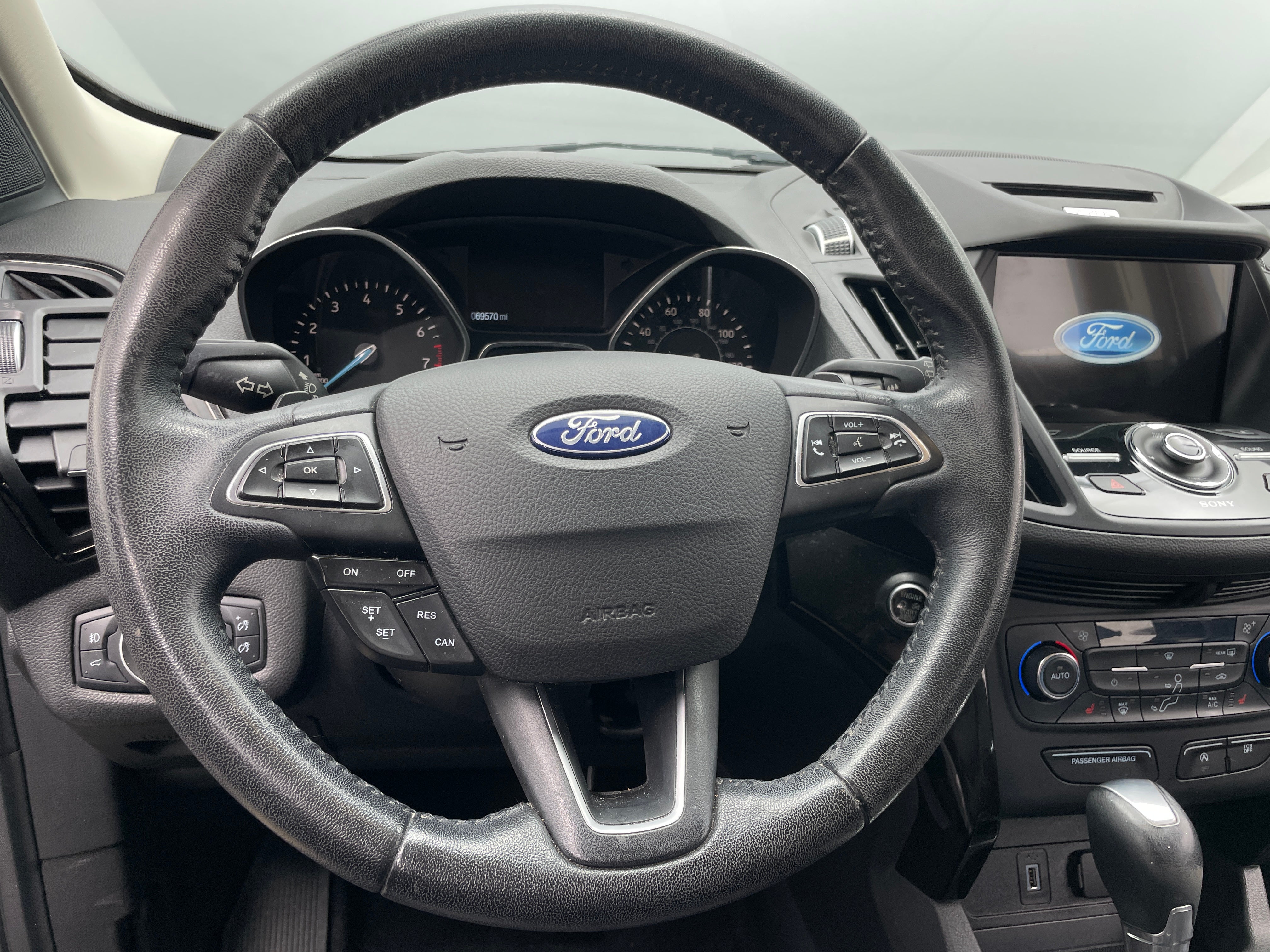 2017 Ford Escape Titanium 4