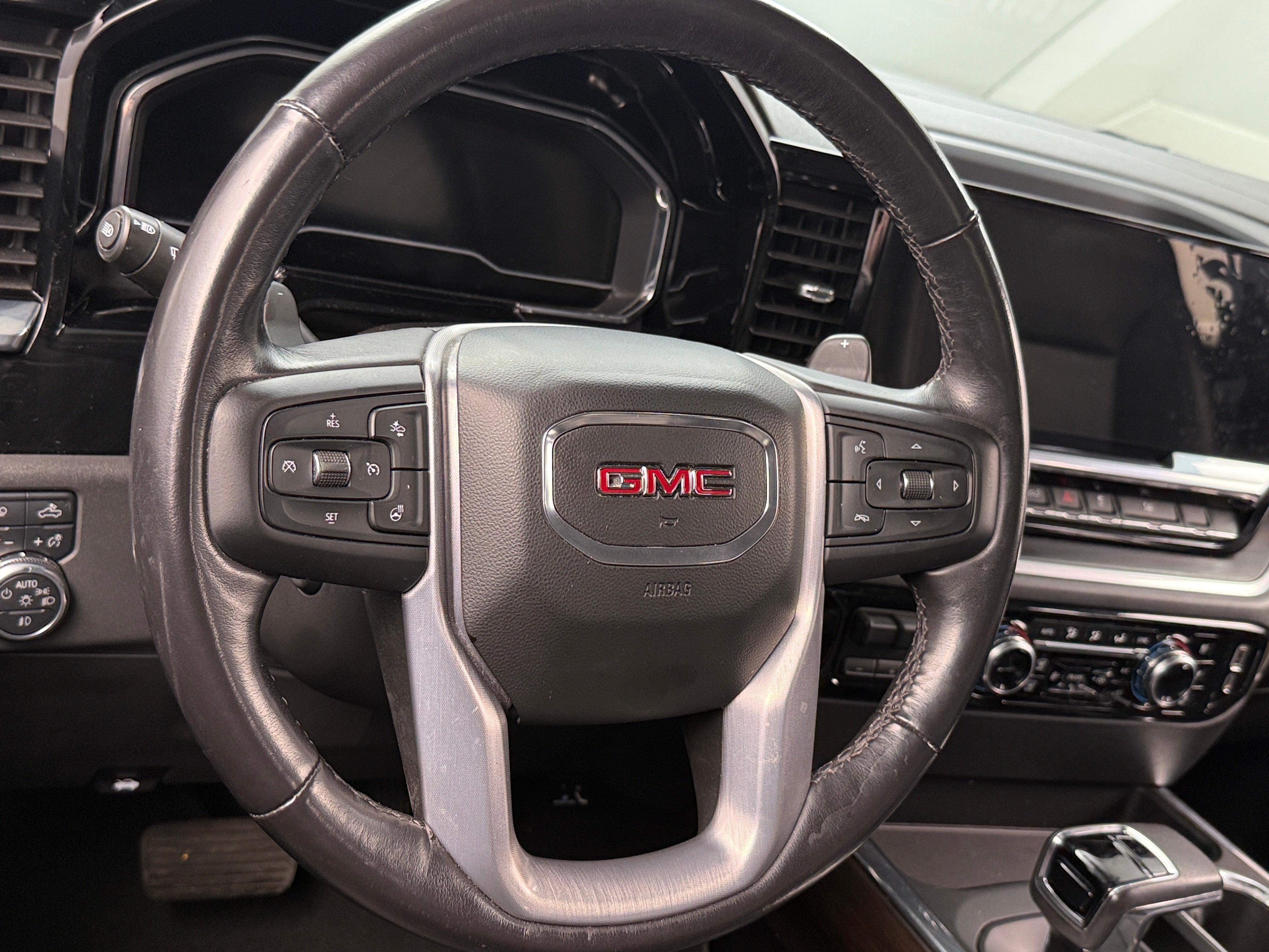 2022 GMC Sierra 1500 SLT 4