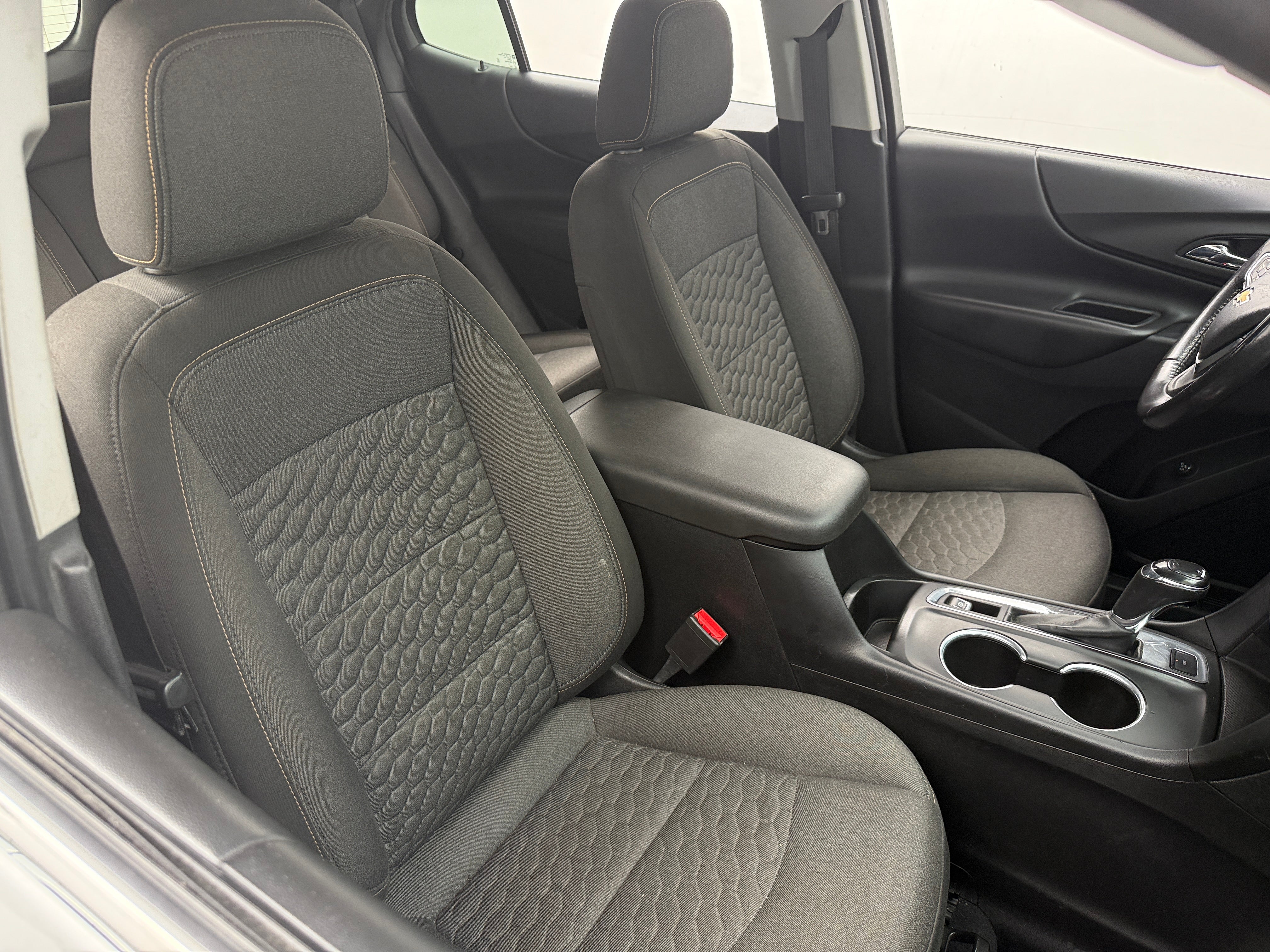 2019 Chevrolet Equinox LT 2