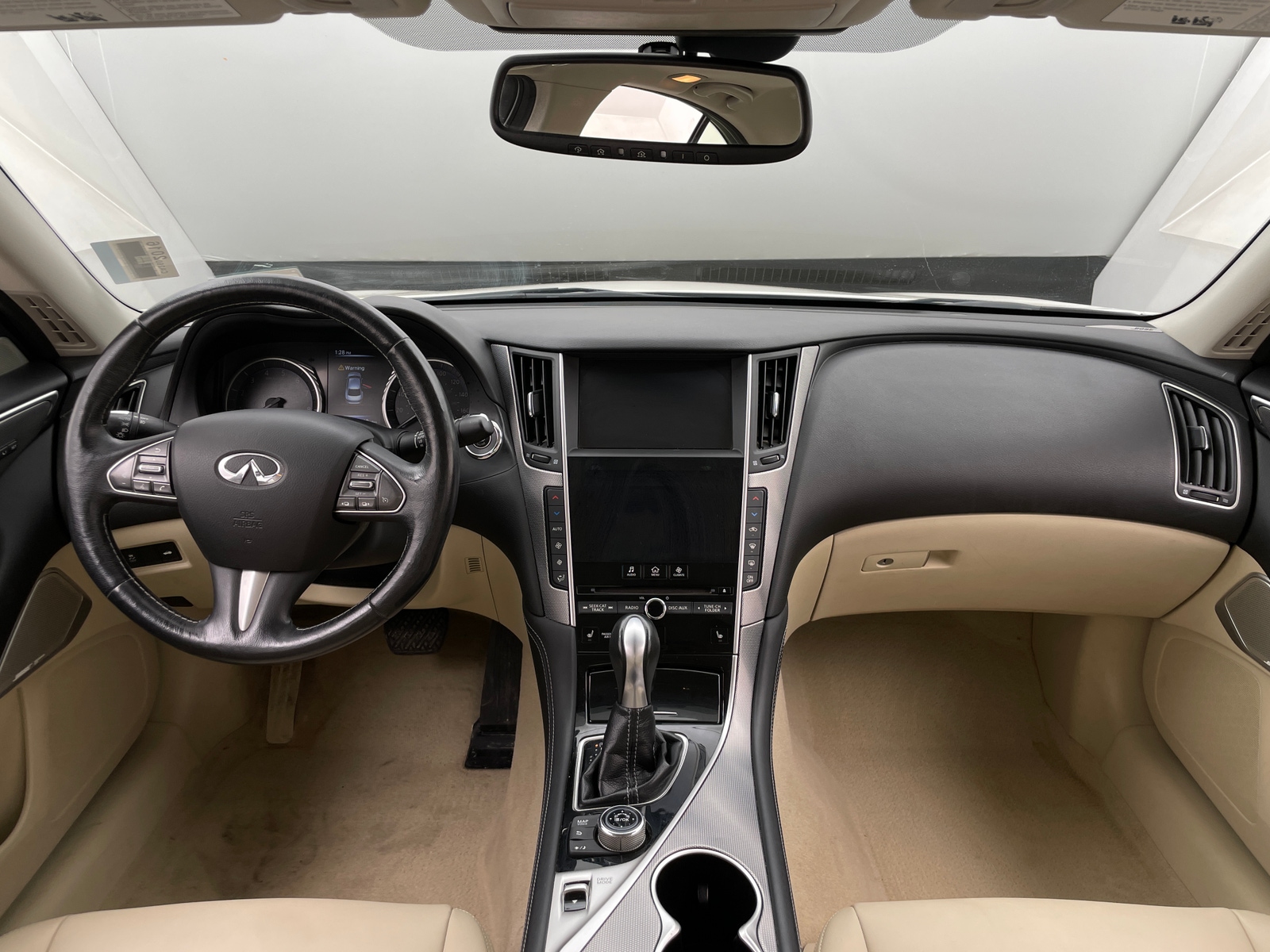 Thumbnail: 2017 INFINITI Q50 - 2