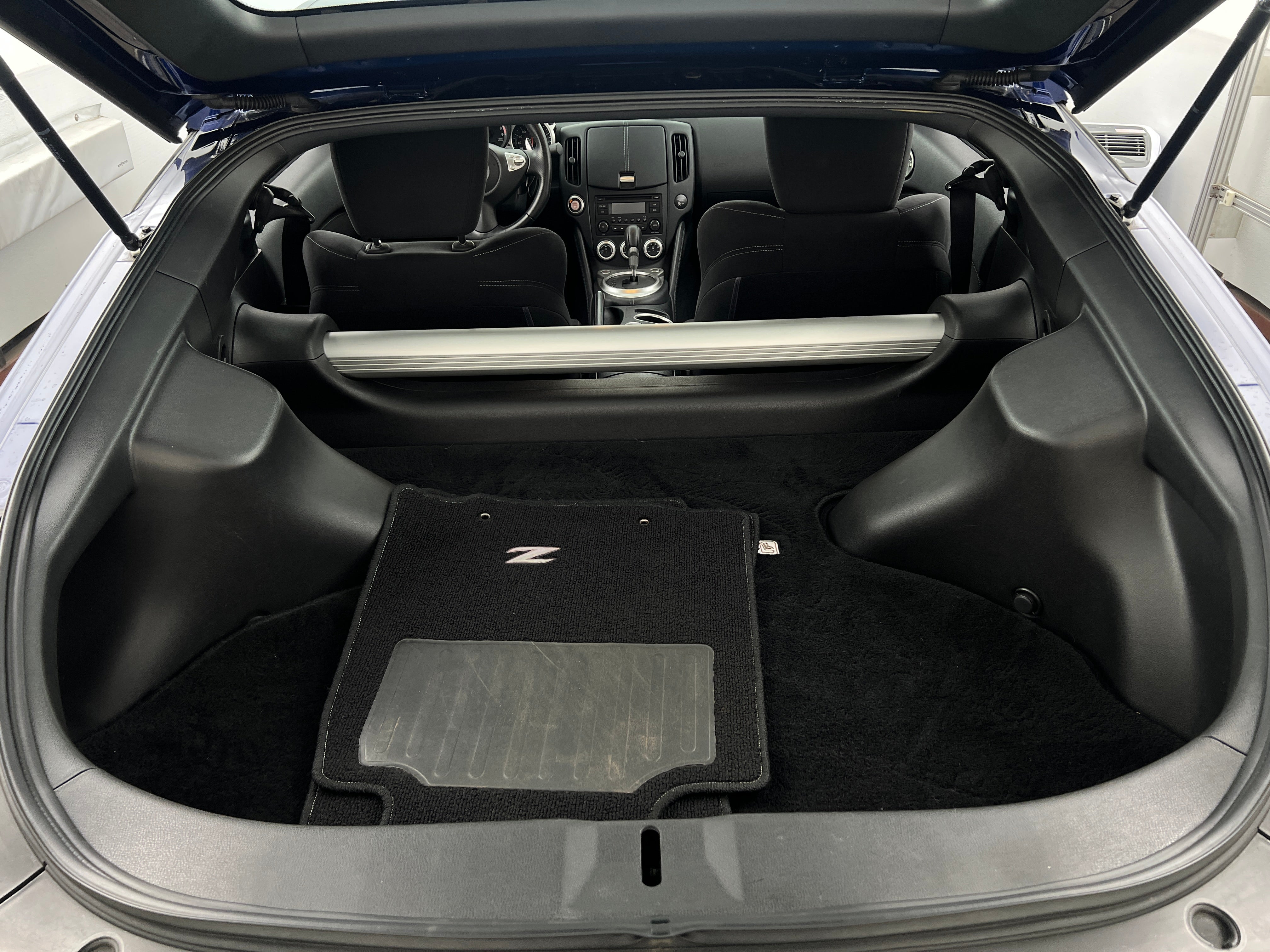2017 Nissan Z Sport 5
