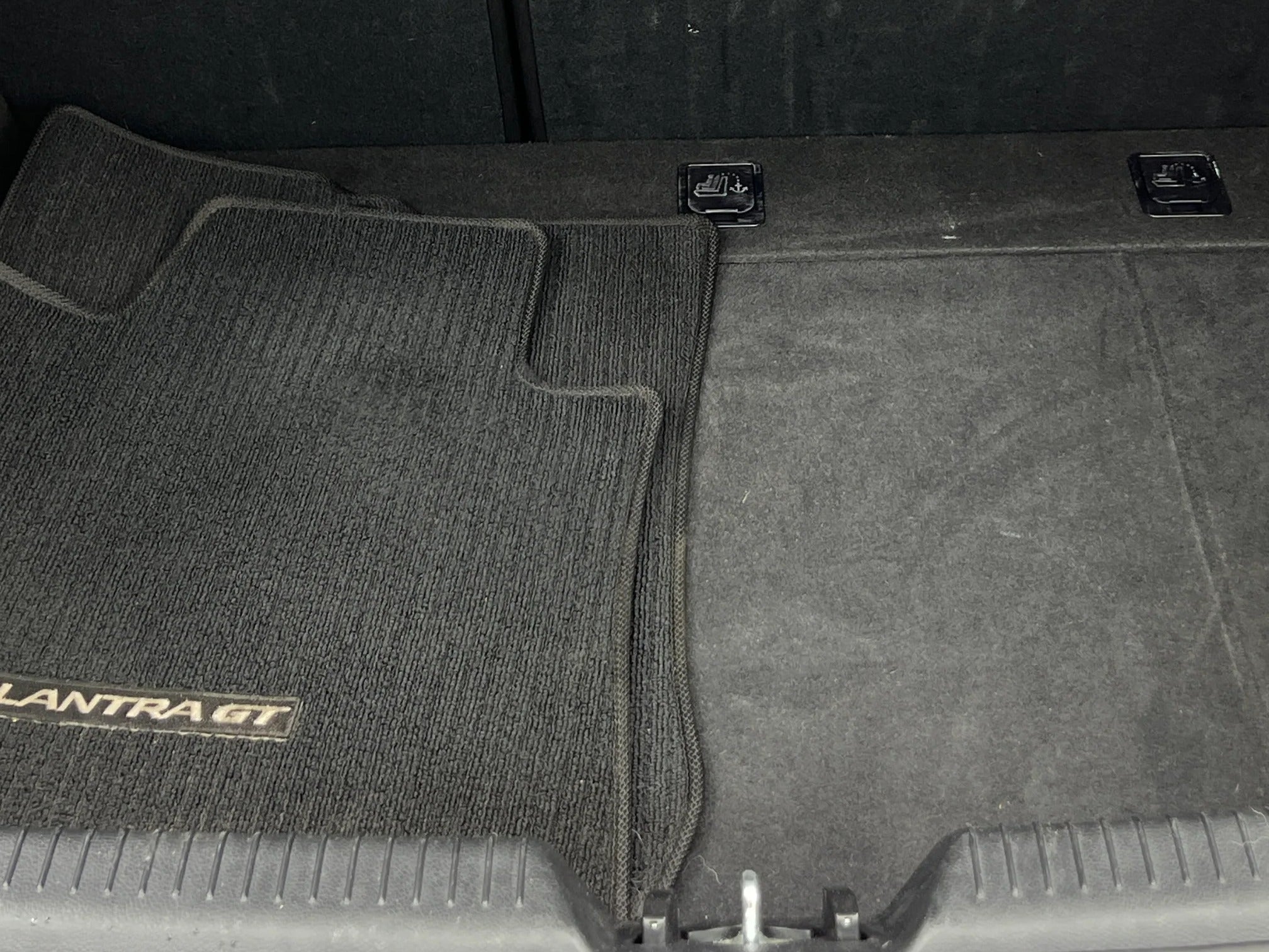 2016 Hyundai Elantra Base 7