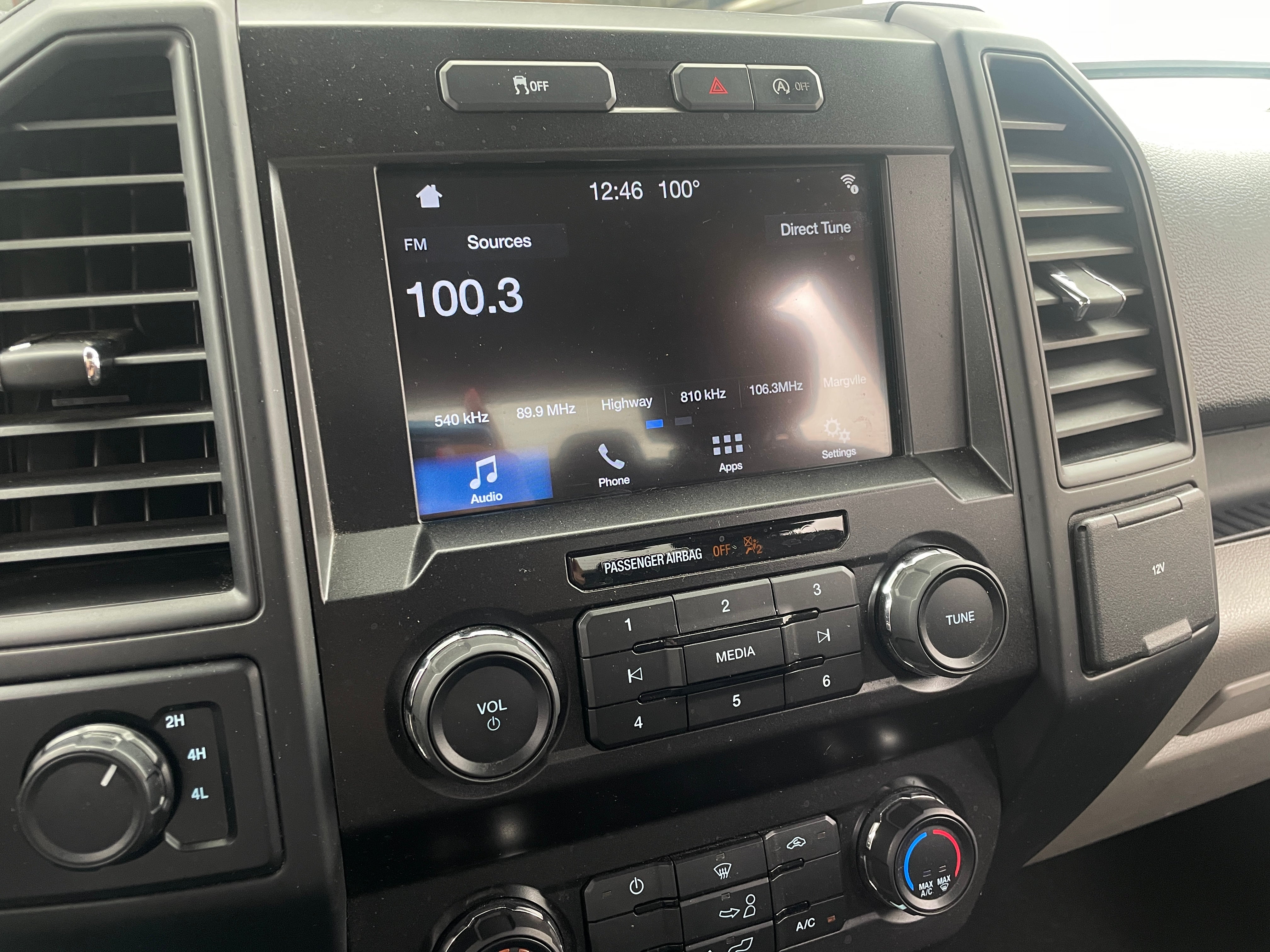 2019 Ford Econoline E-150 4