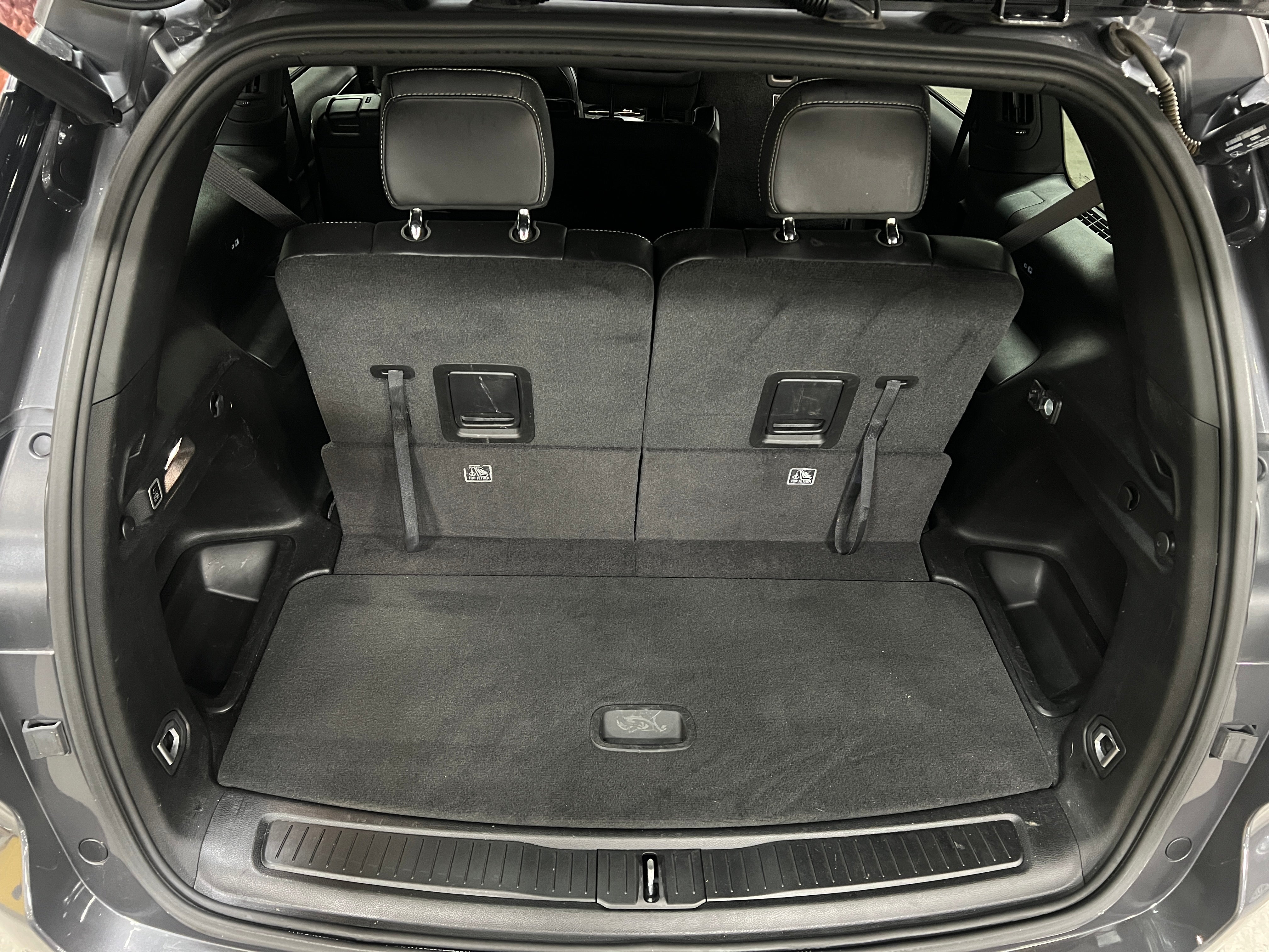 2023 Jeep Grand Cherokee L Altitude 6