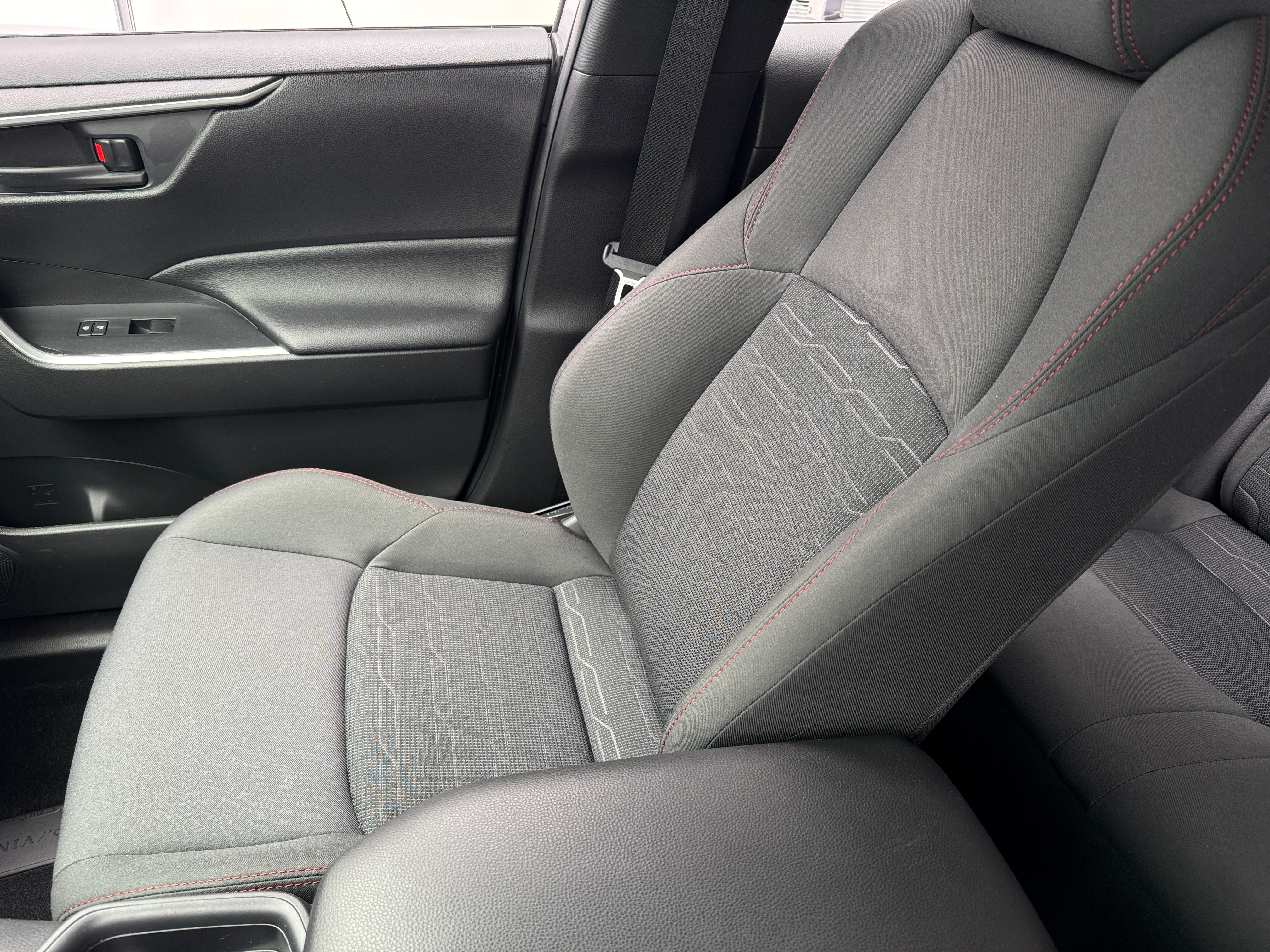 2021 Toyota RAV4 Prime SE 2