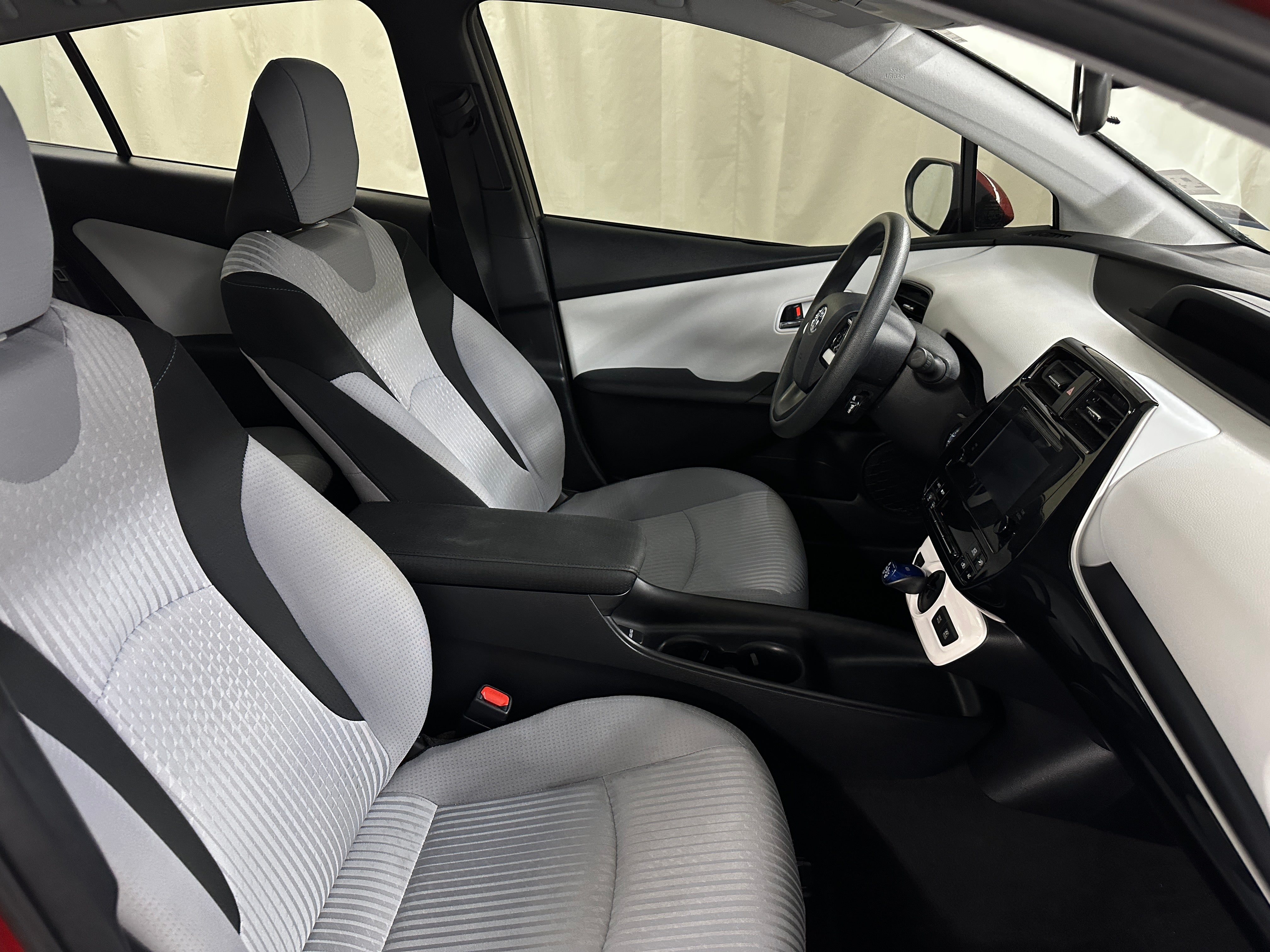2016 Toyota Prius Two 2