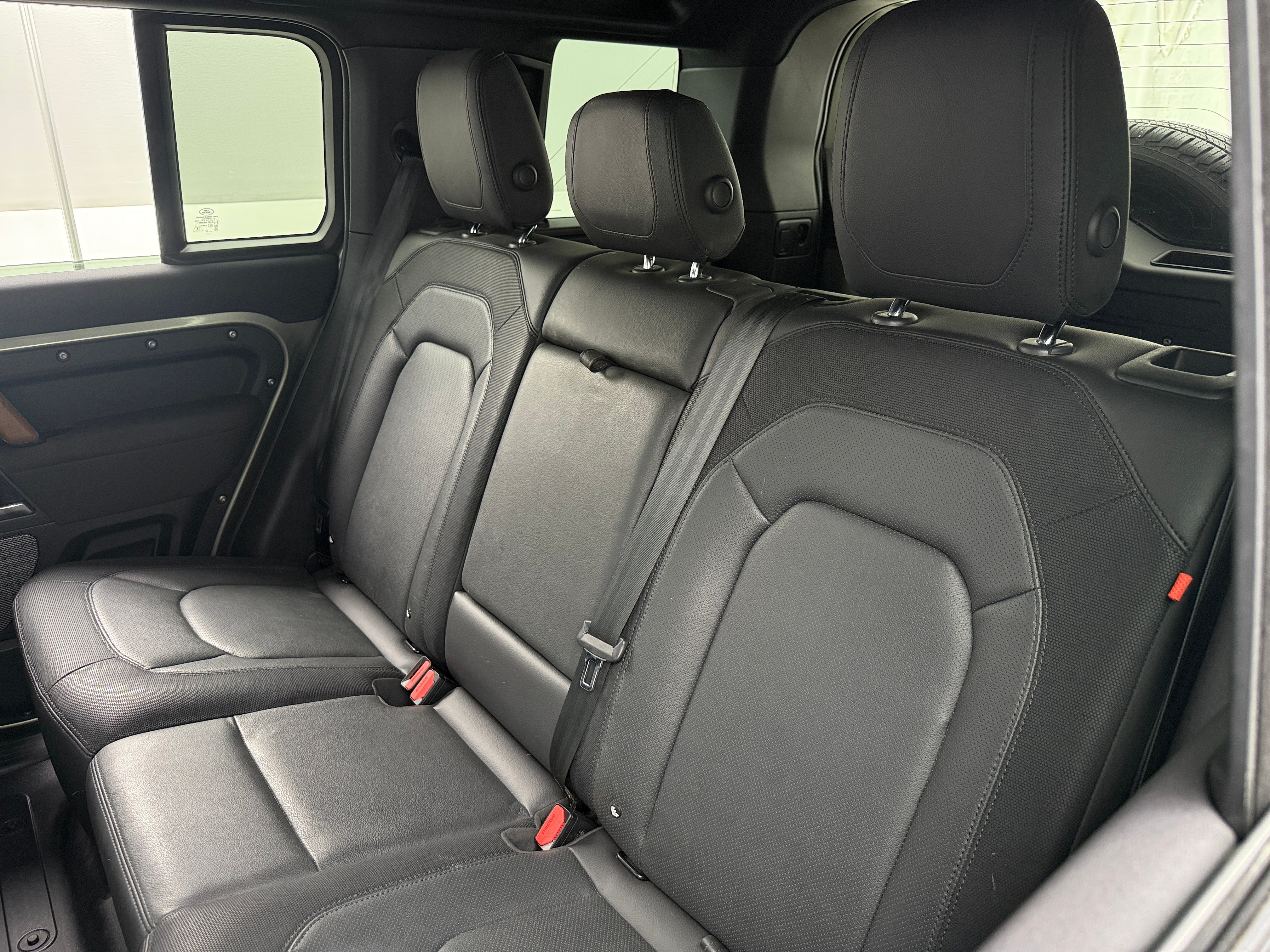 2023 Land Rover Defender 110 5