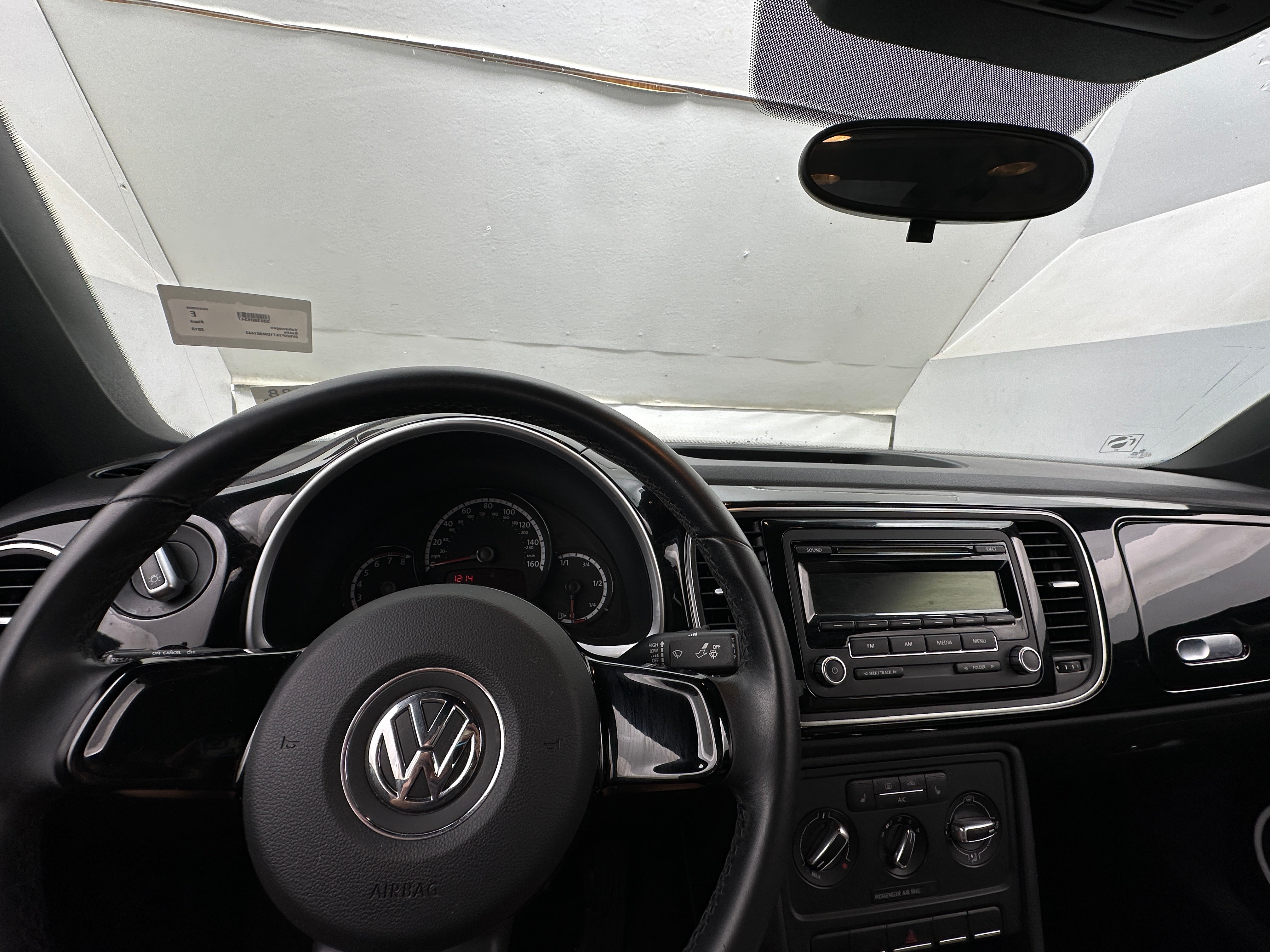 2013 Volkswagen Beetle 50s Edition 2