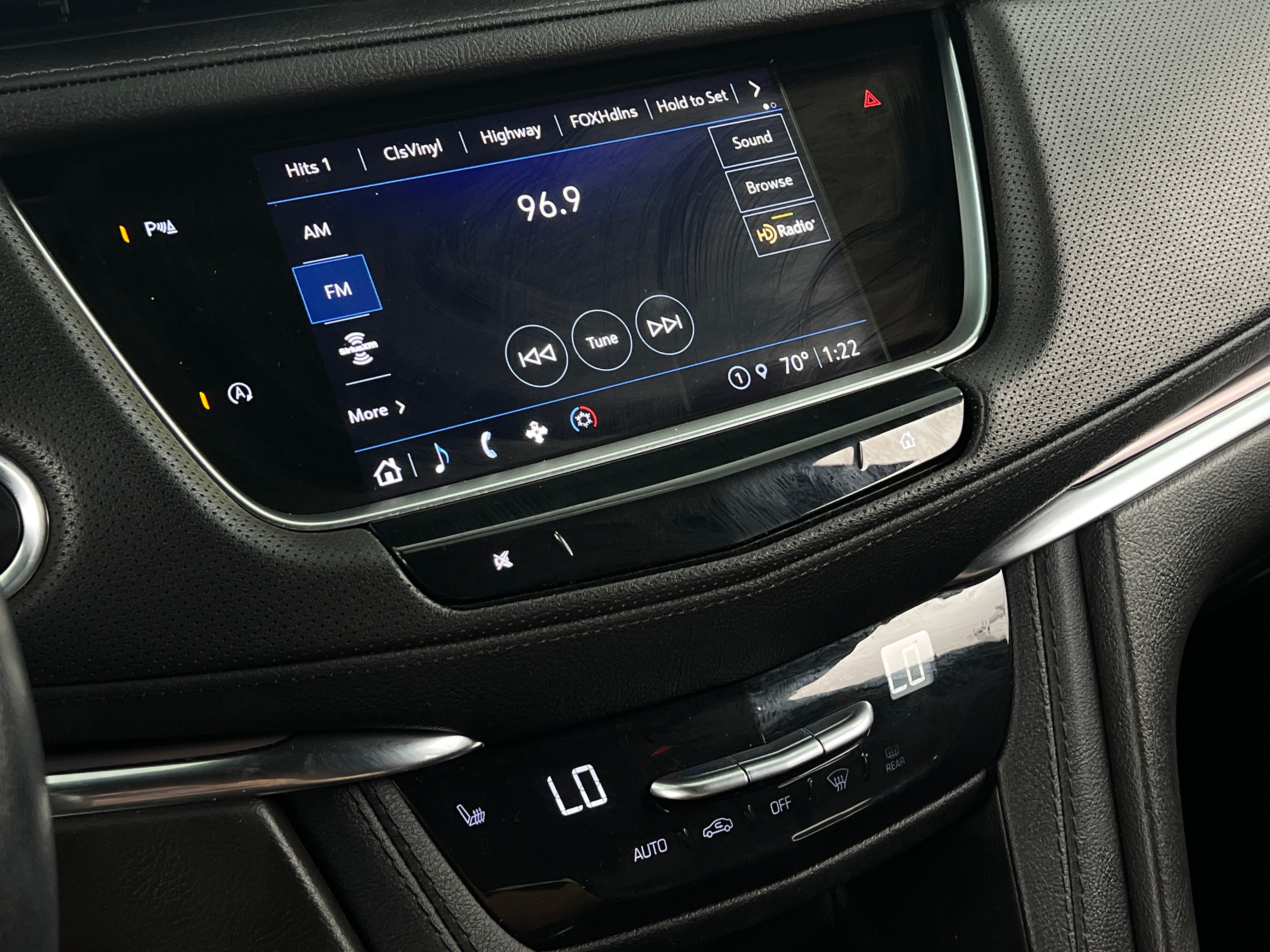 2023 Cadillac XT5 Luxury 3