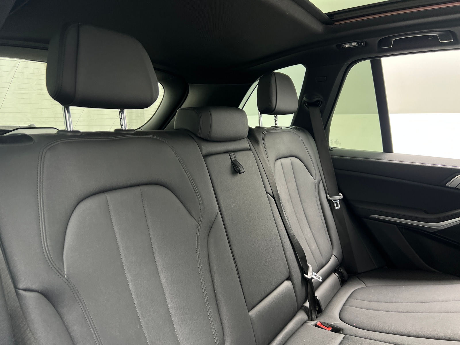 Thumbnail: 2022 BMW X5 - 5