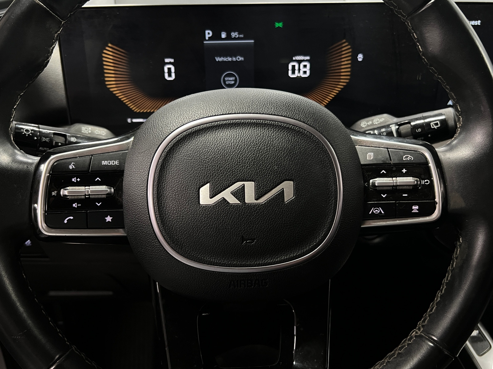 Thumbnail: 2024 Kia Sorento - 4