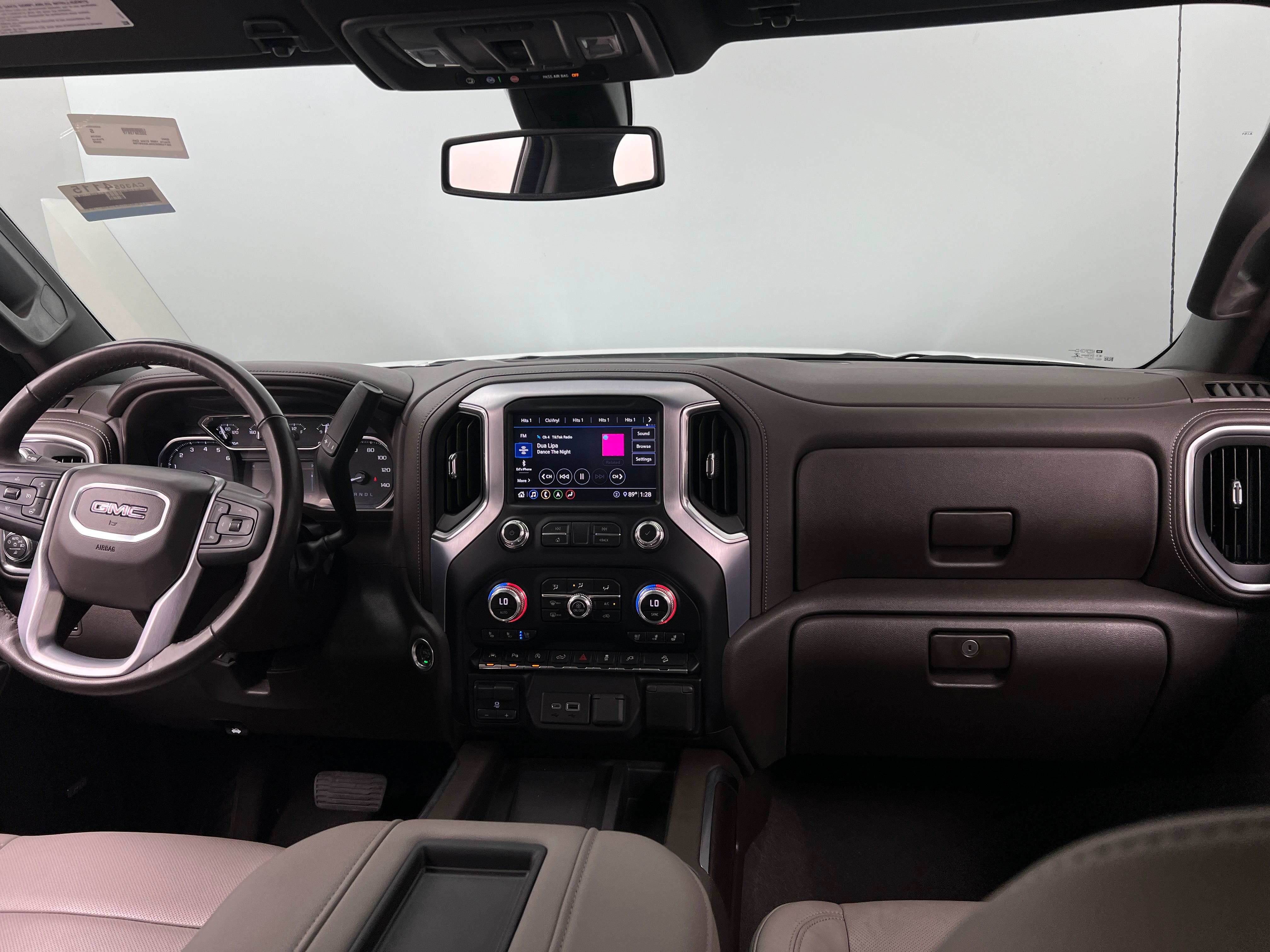 2020 GMC Sierra 1500 SLT 2