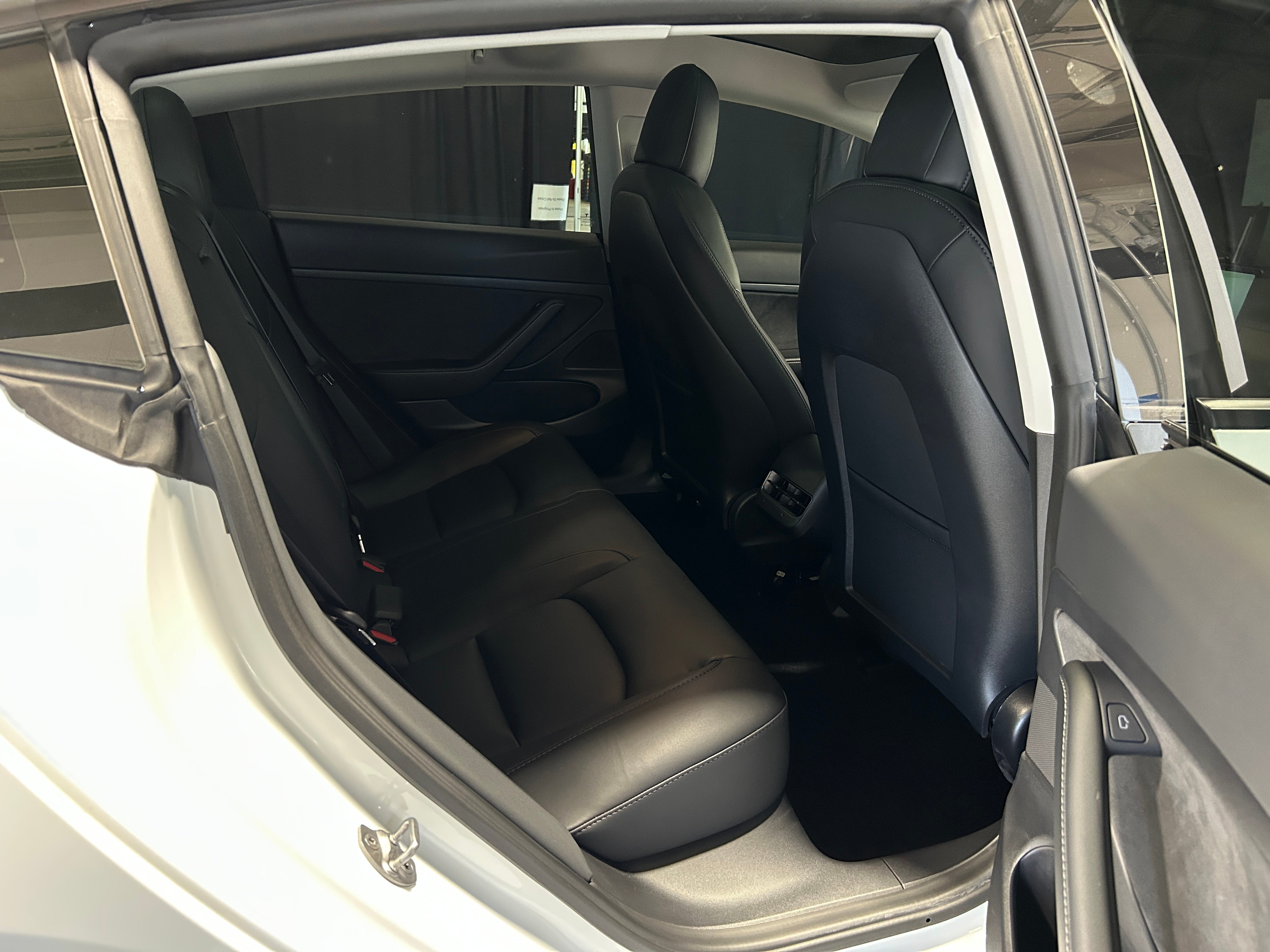 2021 Tesla Model 3 Standard Range 5
