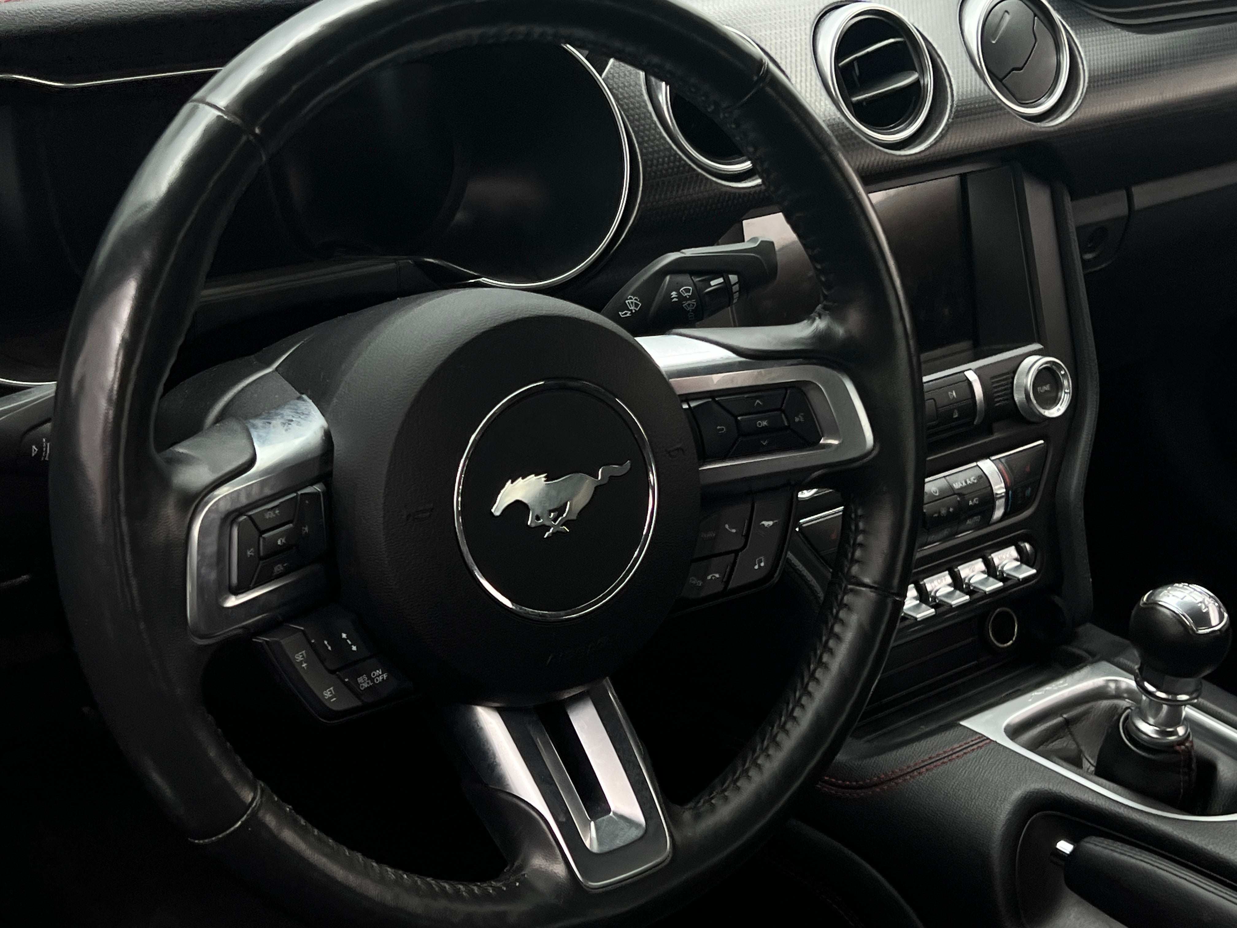 2021 Ford Mustang GT Premium 3
