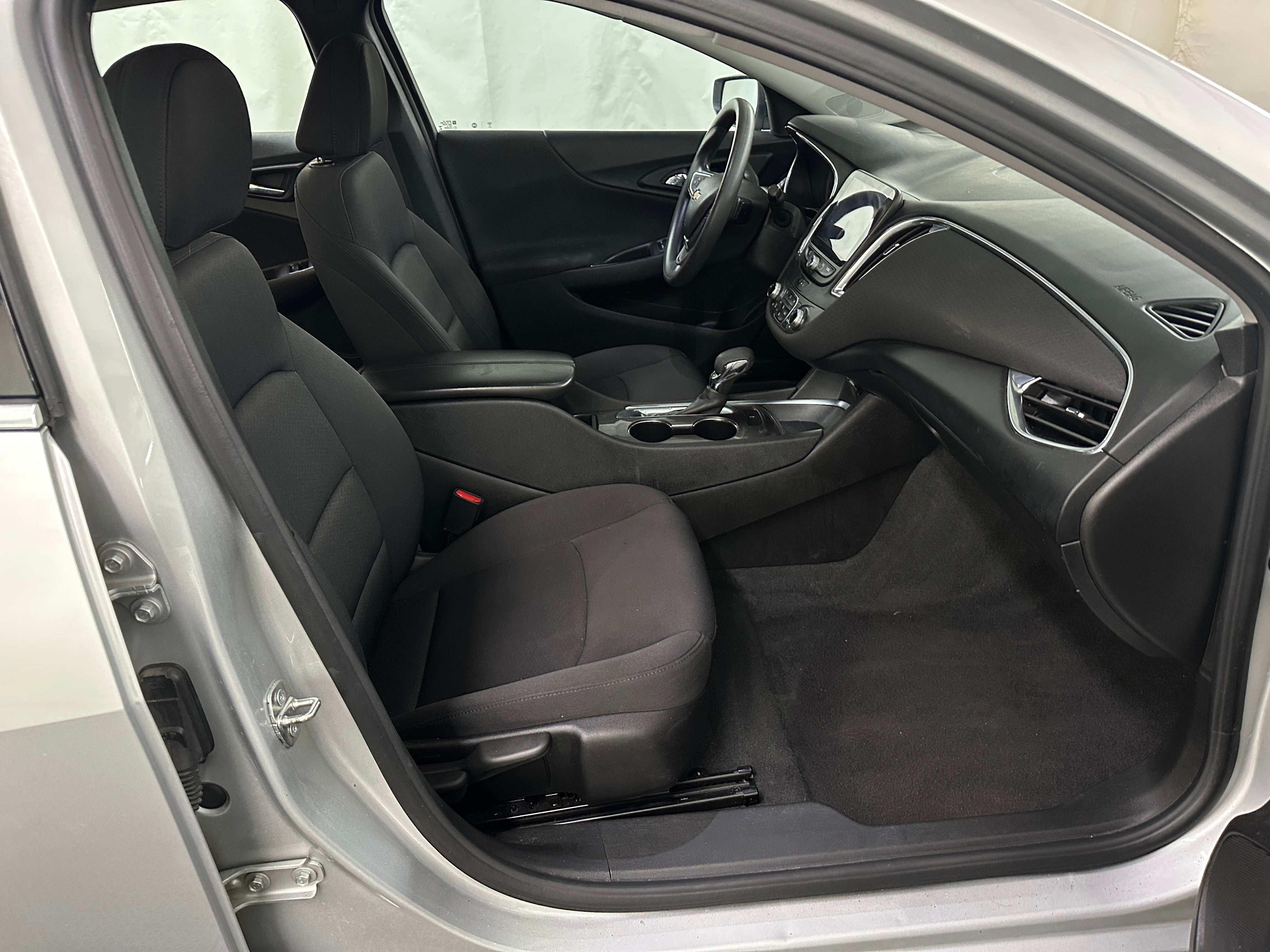 2021 Chevrolet Malibu LT 2