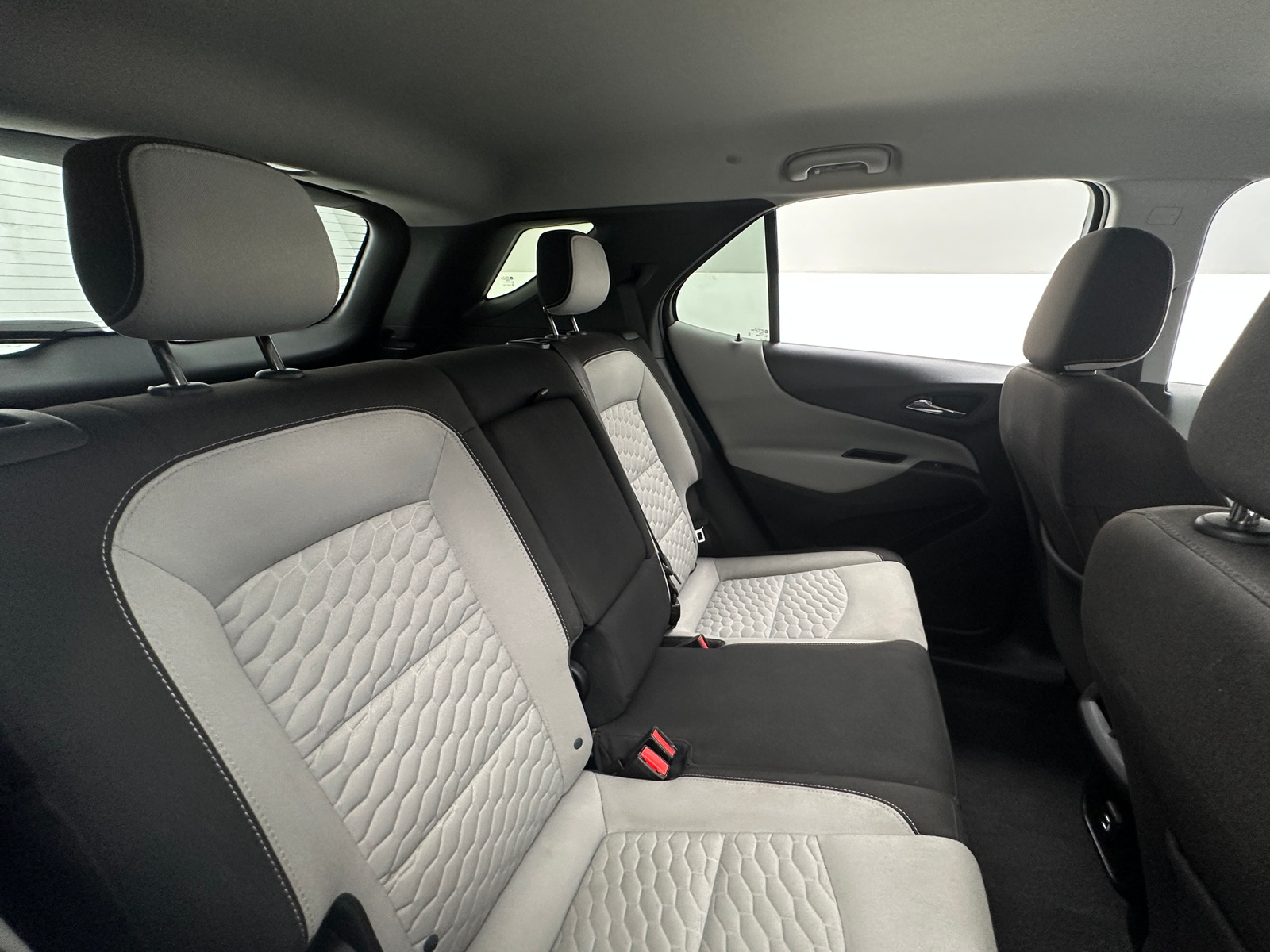 Thumbnail: 2020 Chevrolet Equinox - 6