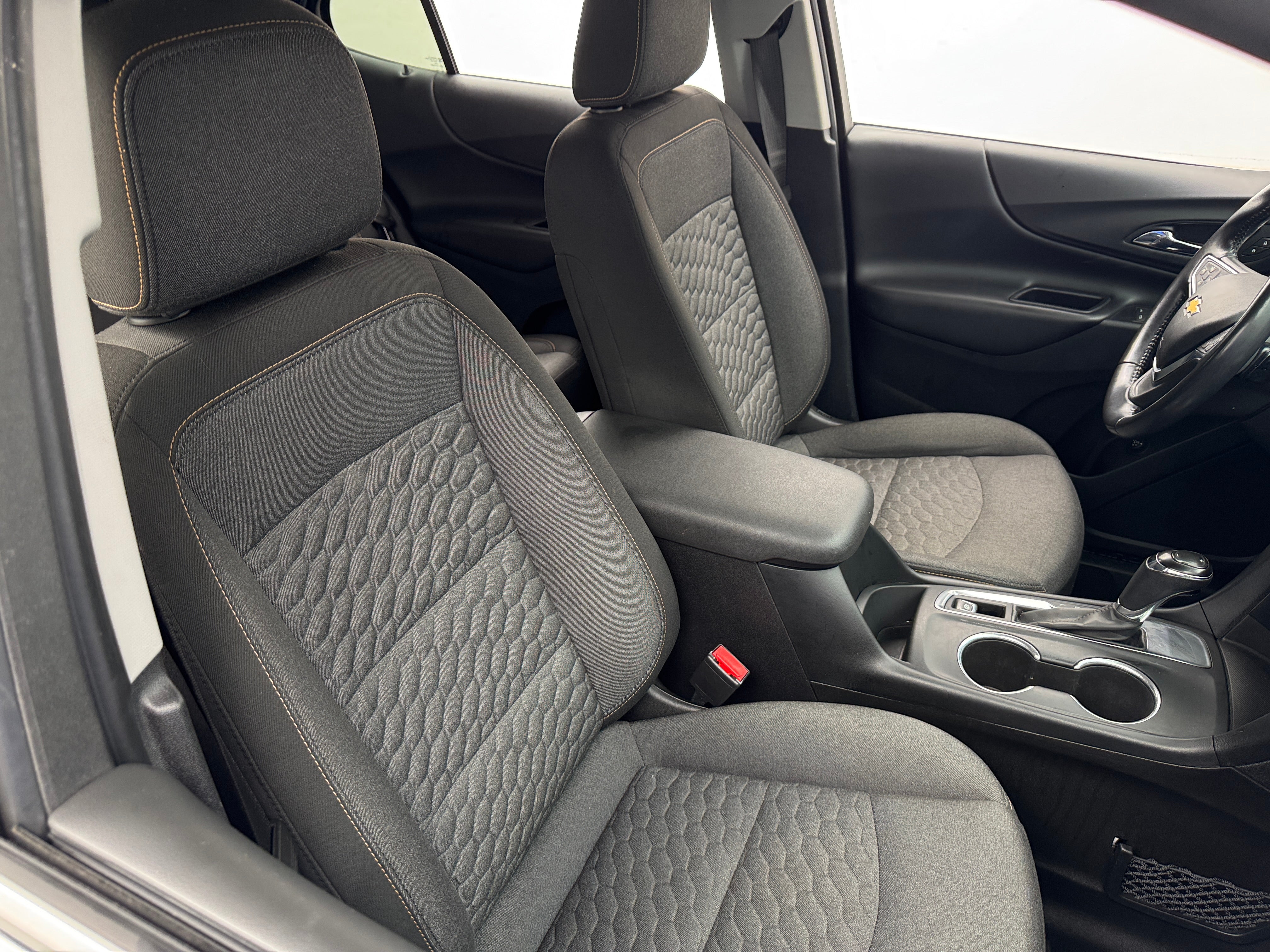 2018 Chevrolet Equinox LT 2