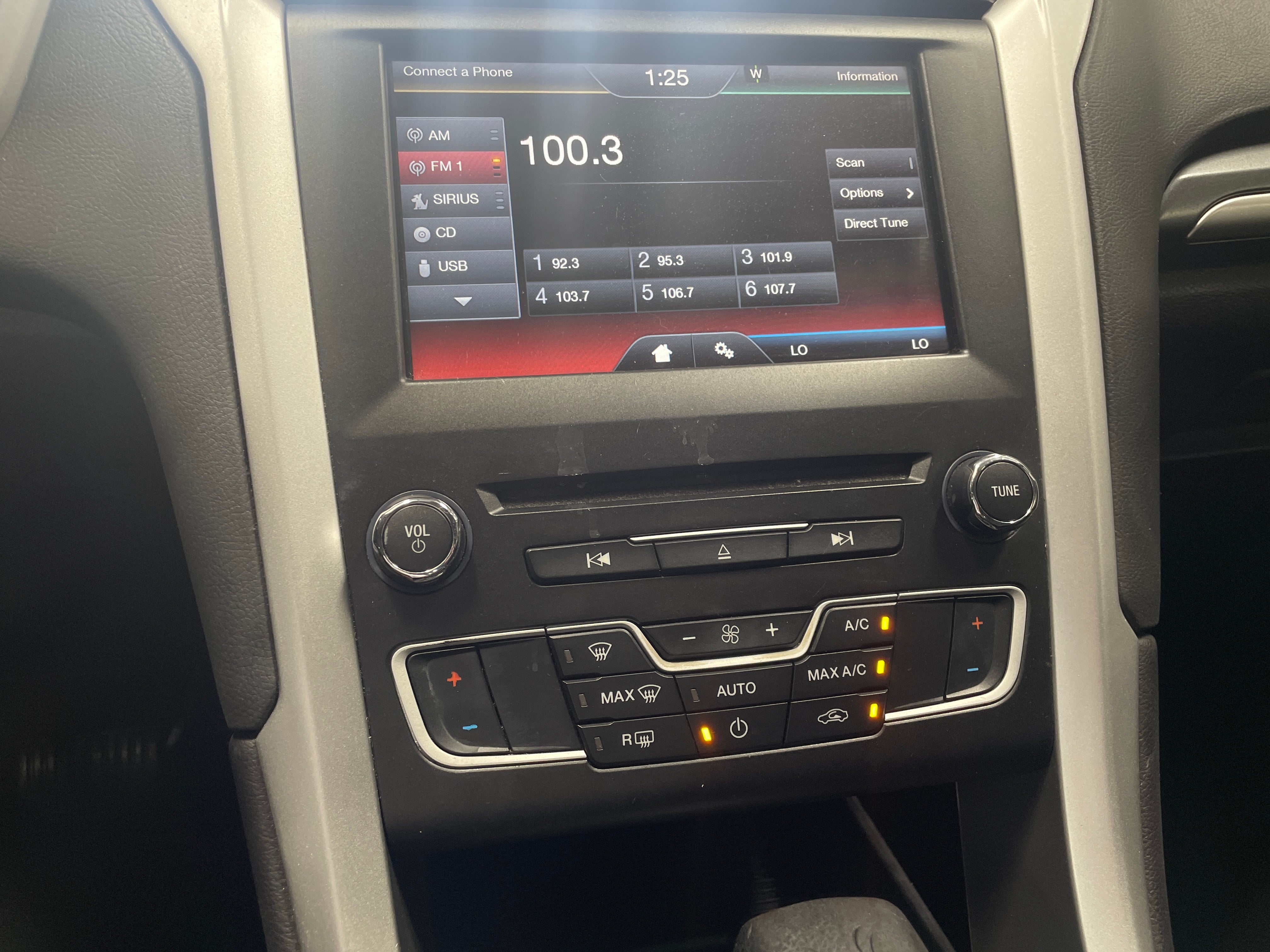 2016 Ford Fusion SE 4
