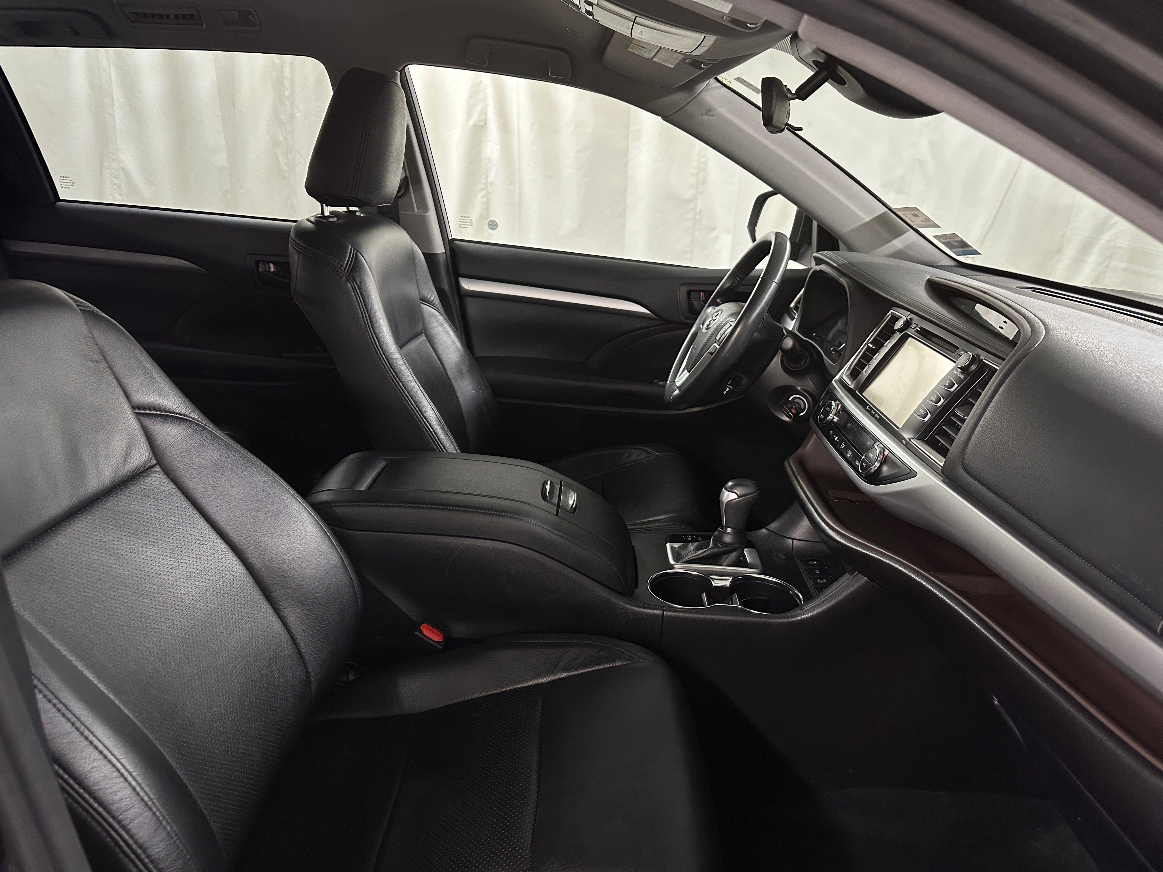 2018 Toyota Highlander Plus 2