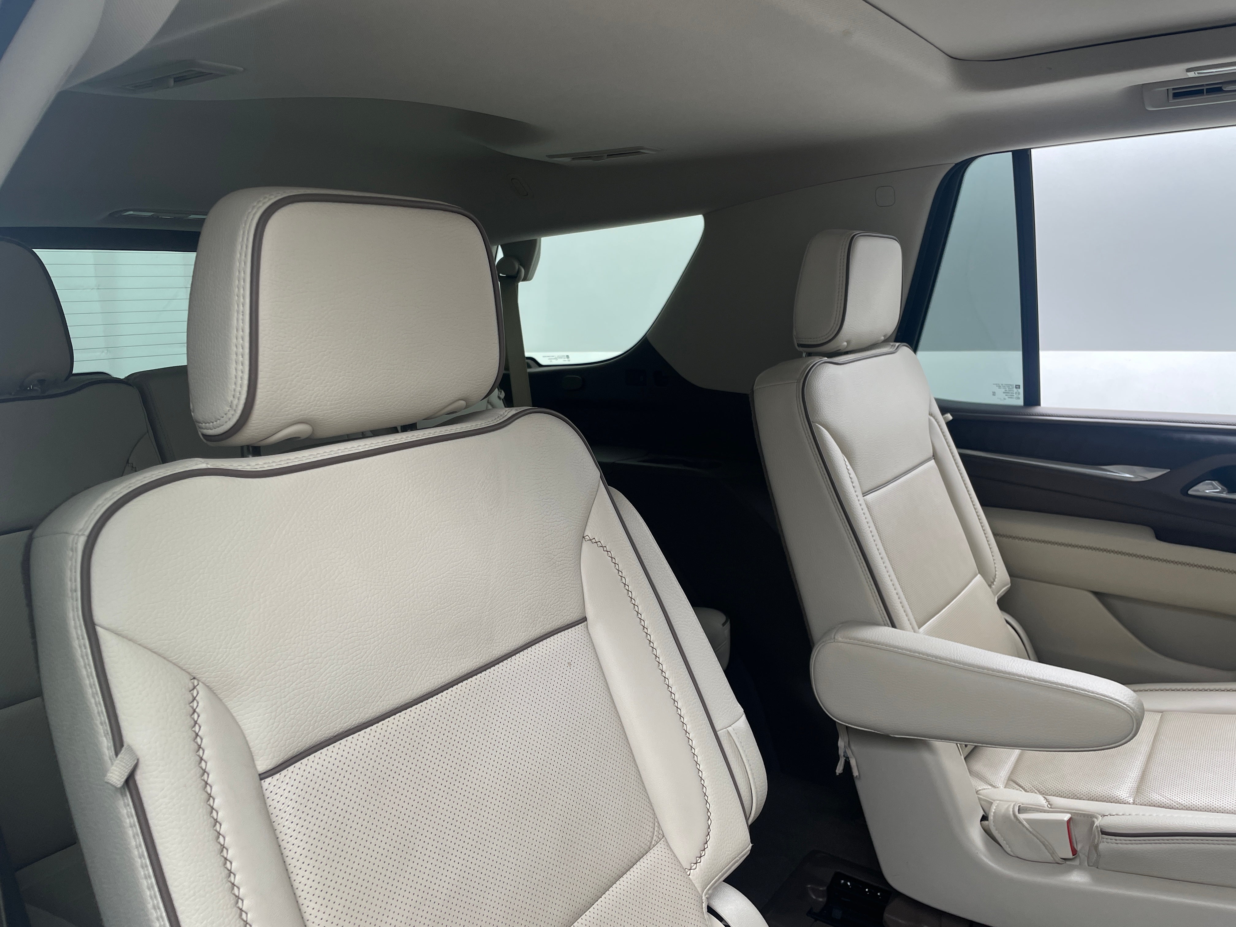 2021 GMC Yukon Denali 5
