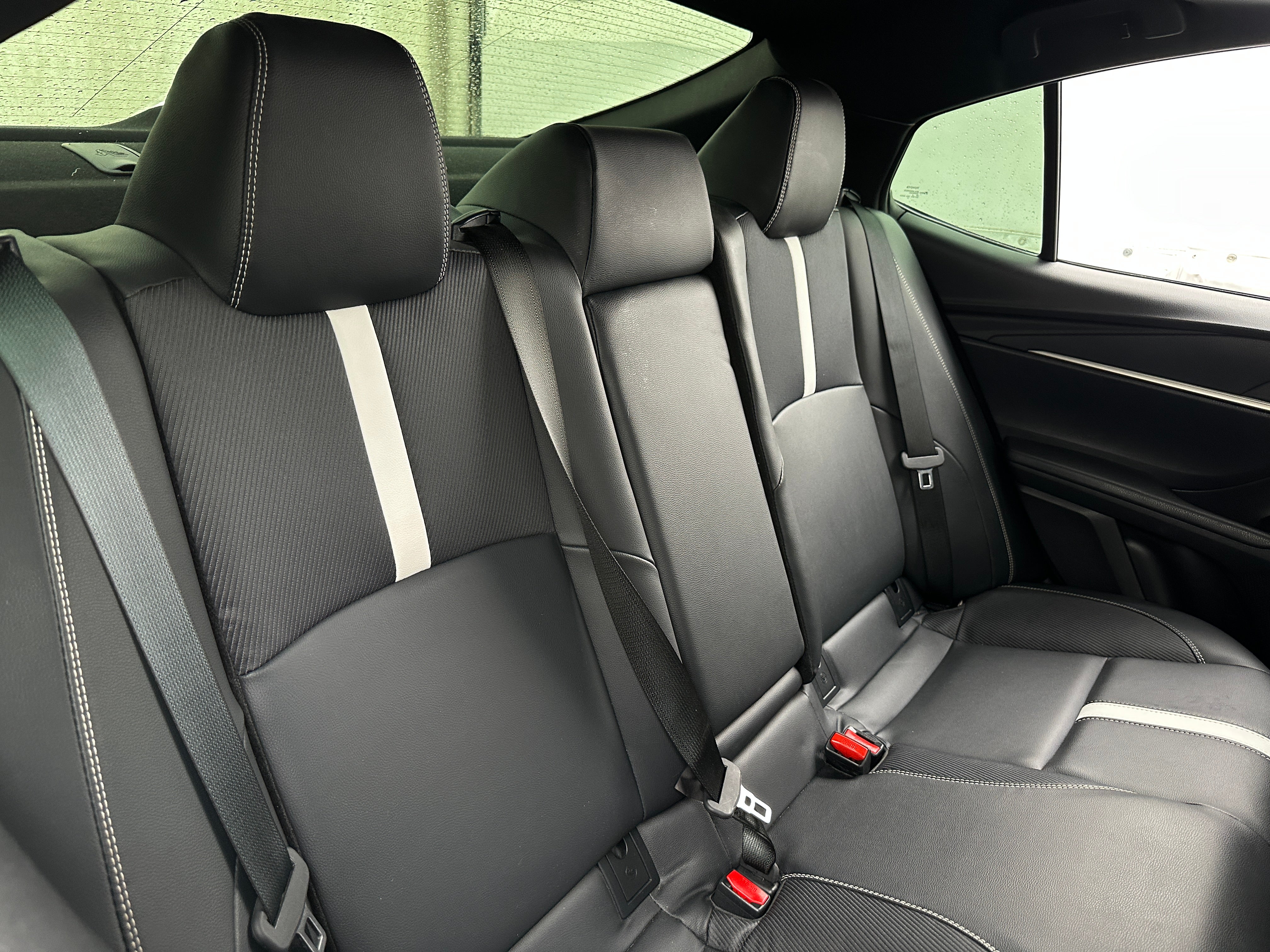 2025 Toyota Camry SE 6