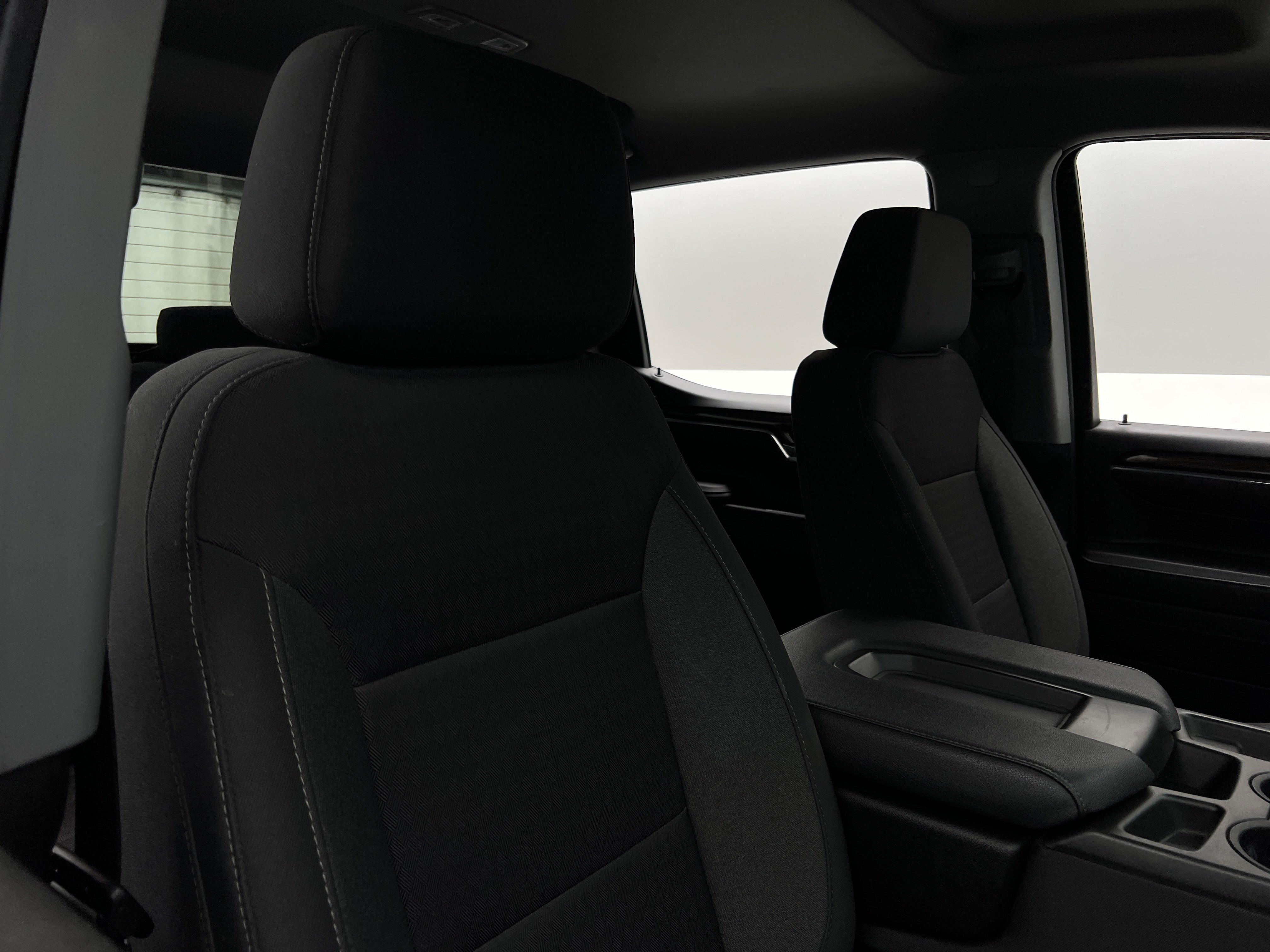 2023 Chevrolet Silverado 1500 LT 2
