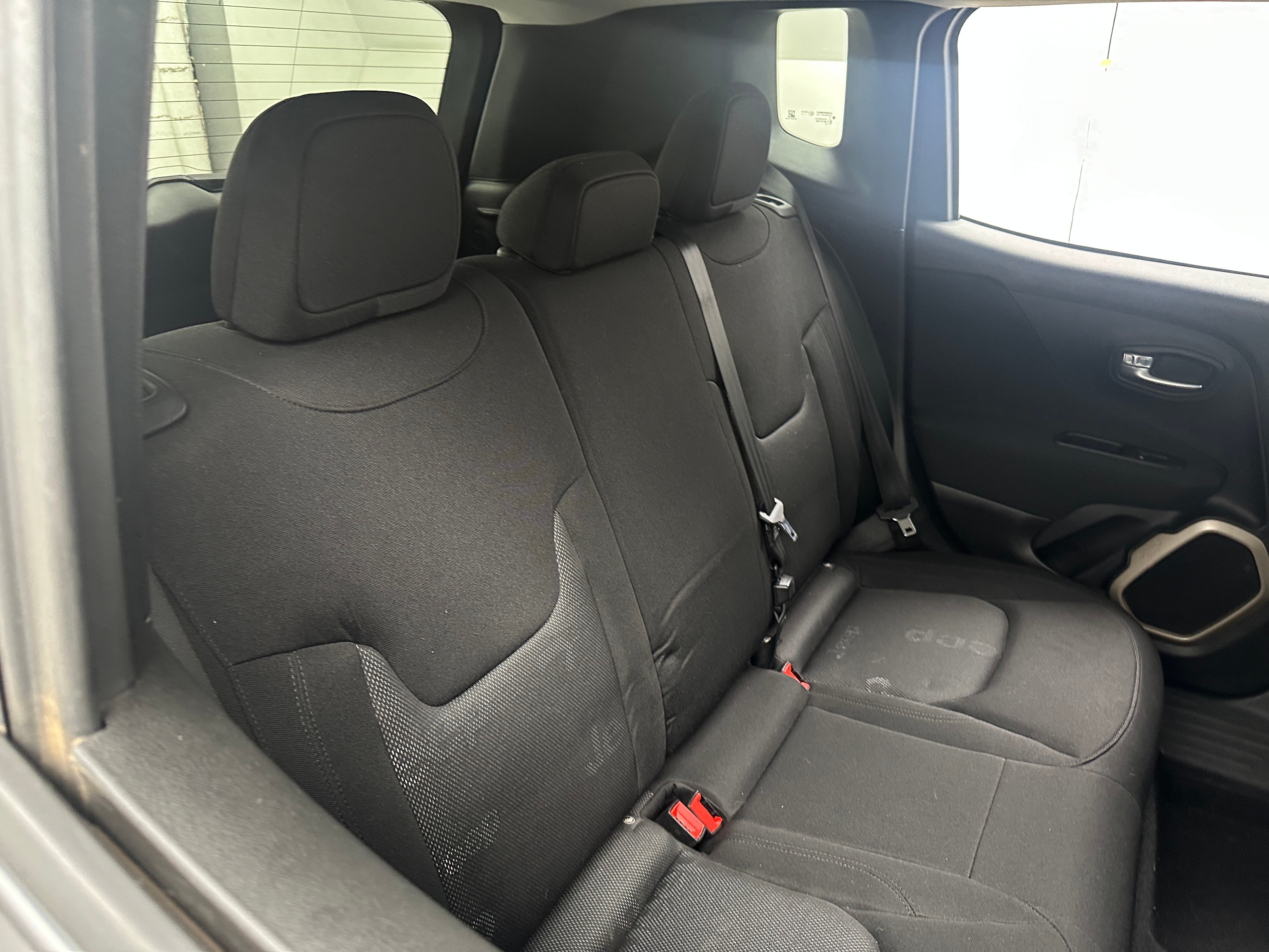 2017 Jeep Renegade Sport 6