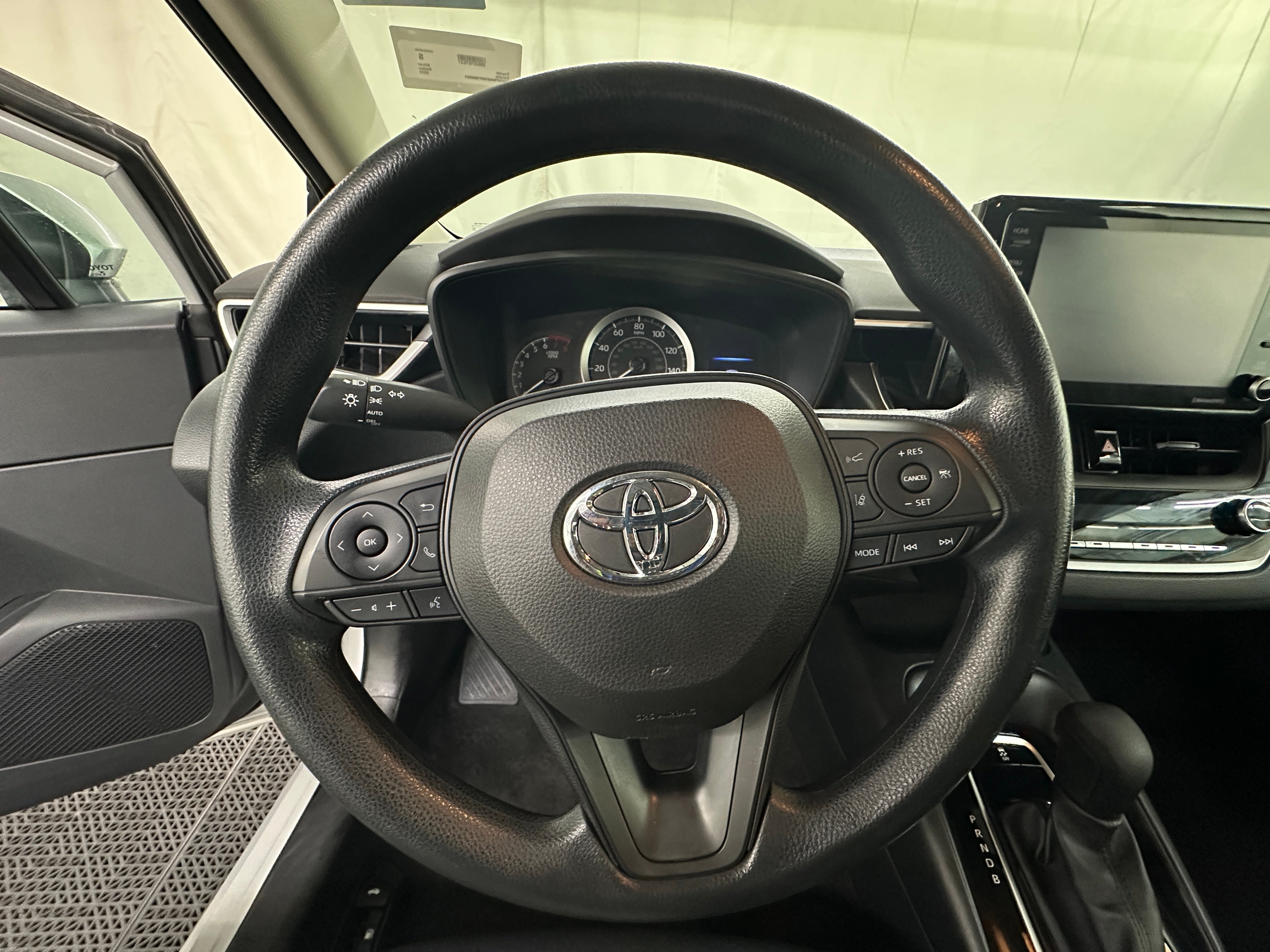 2022 Toyota Corolla LE 5