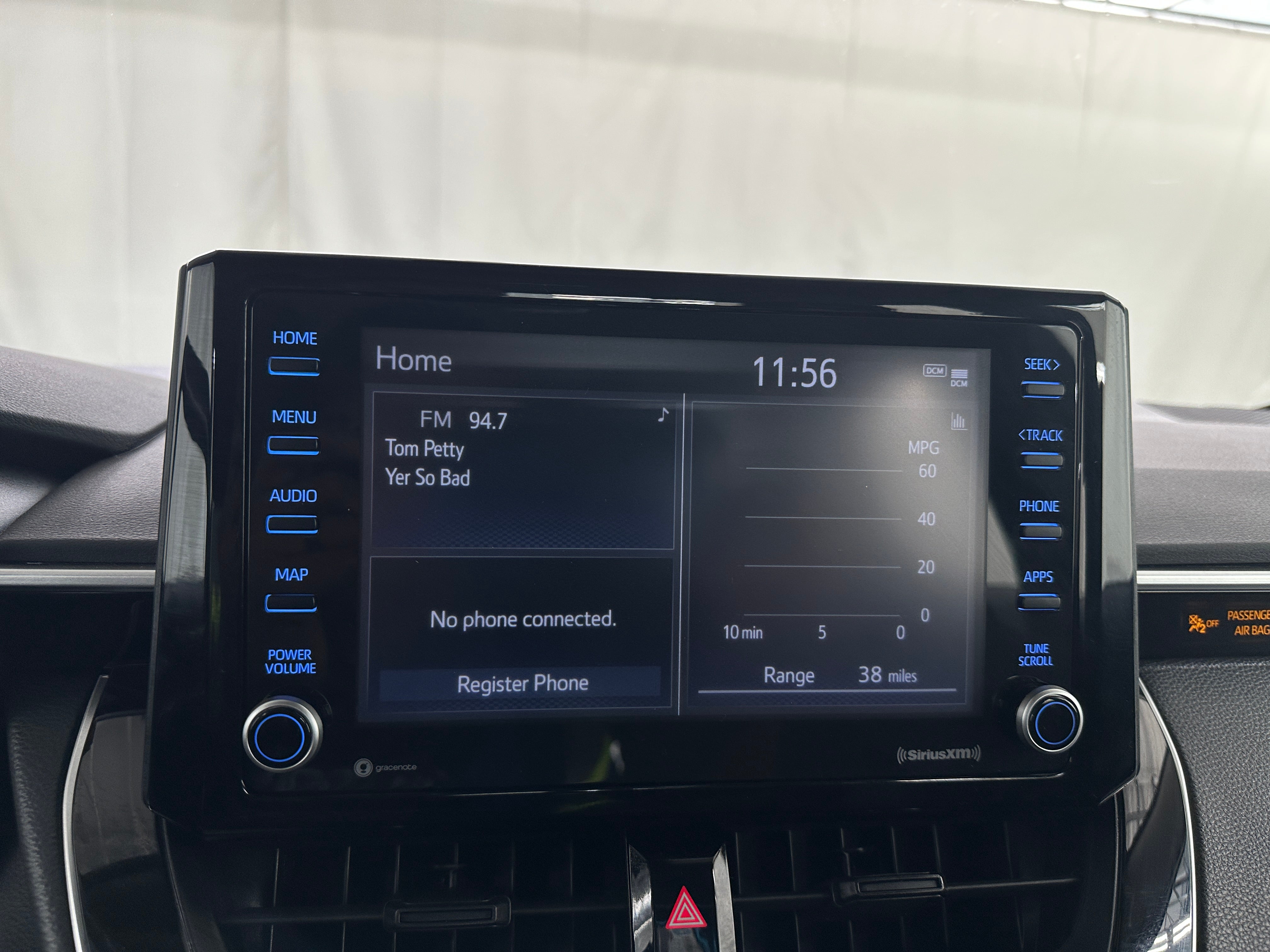 2022 Toyota Corolla LE 4