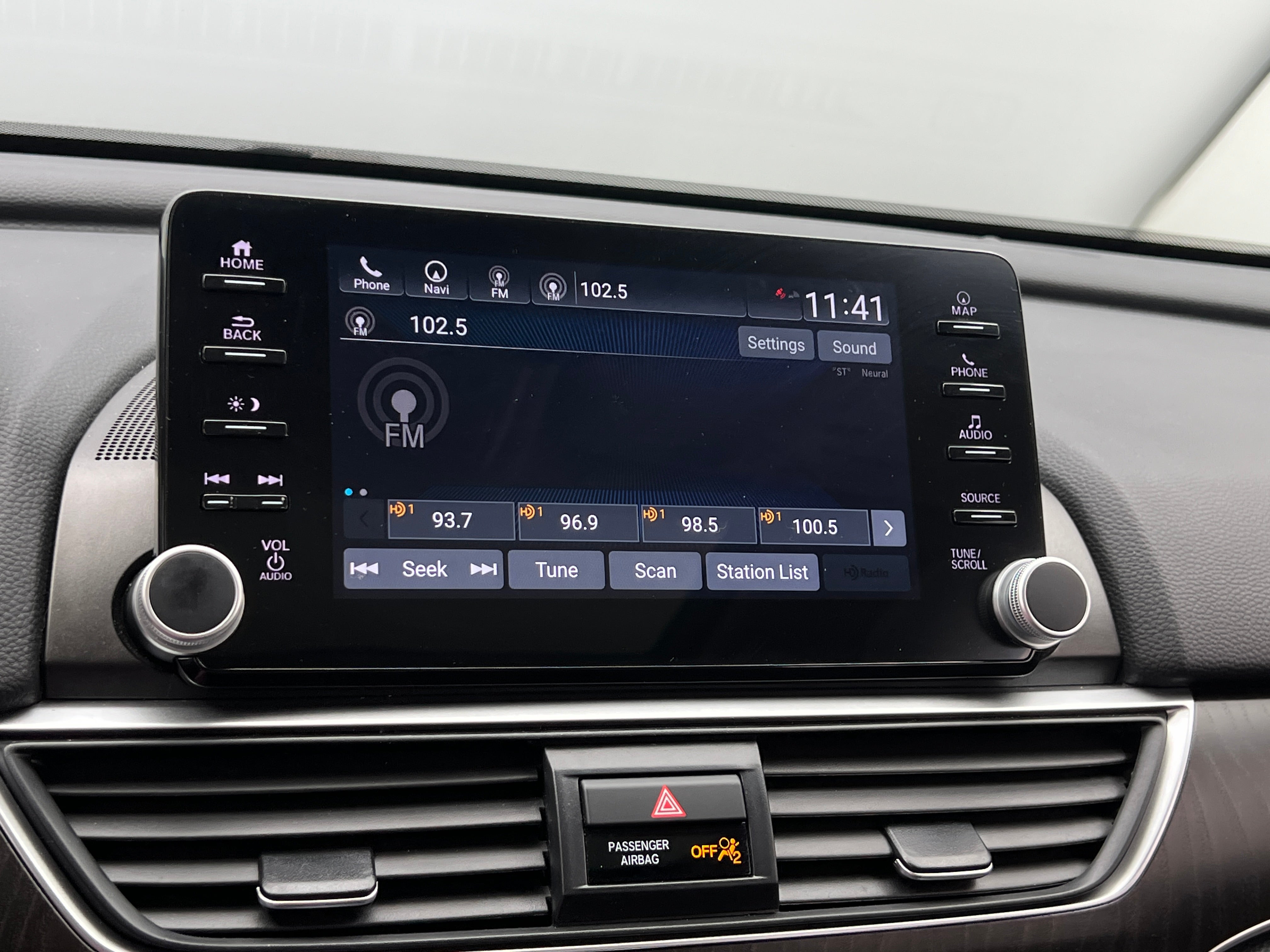 2021 Honda Accord Touring 3