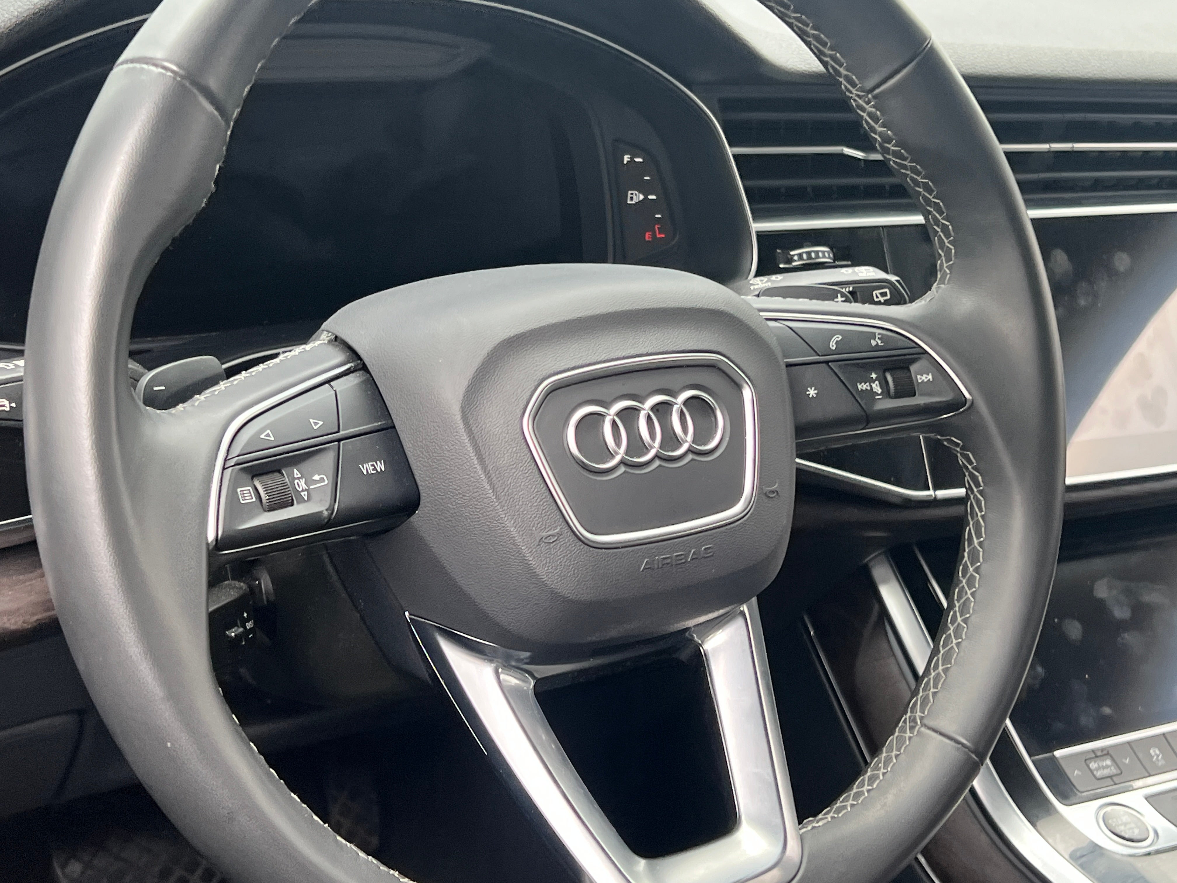2022 Audi Q8 Premium Plus 4